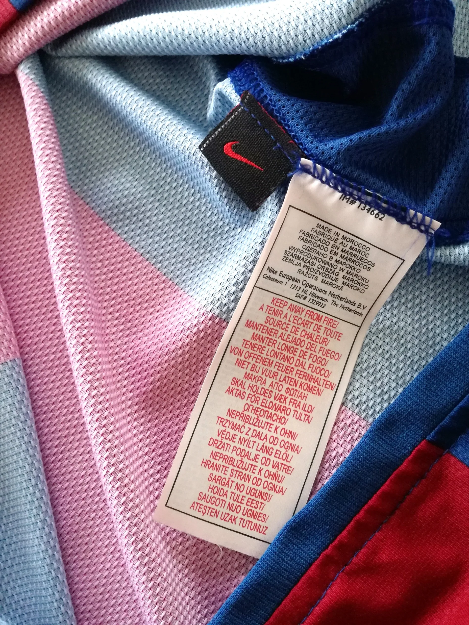 2006/07 Barcelona Home La Liga Football Shirt (L) - Image 6
