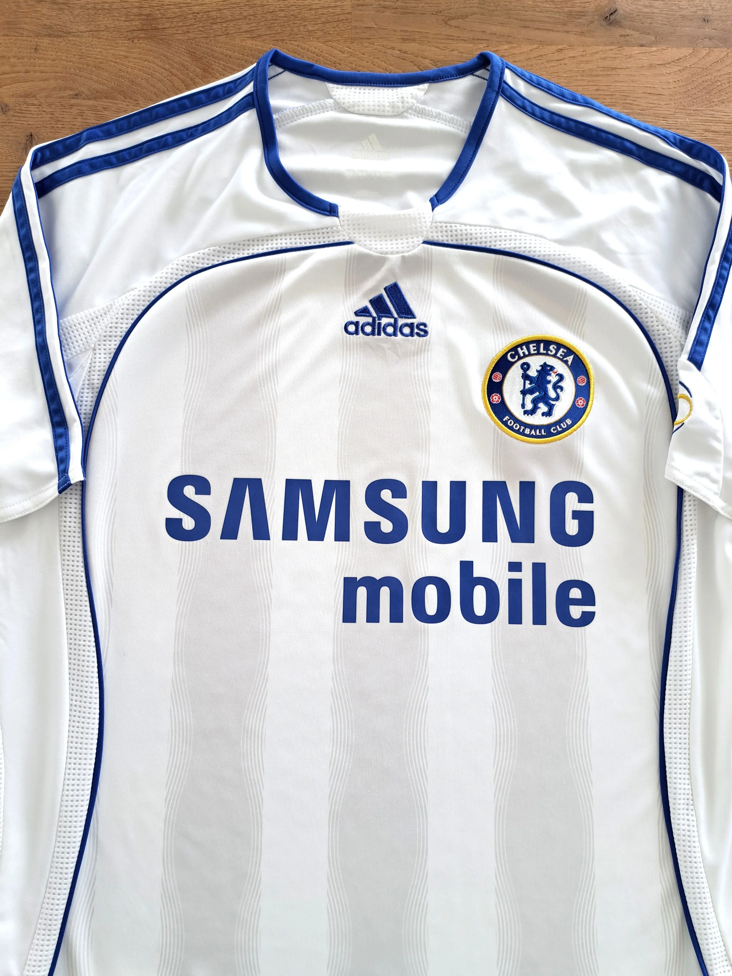 2006/07 Chelsea Away Football Shirt (S)