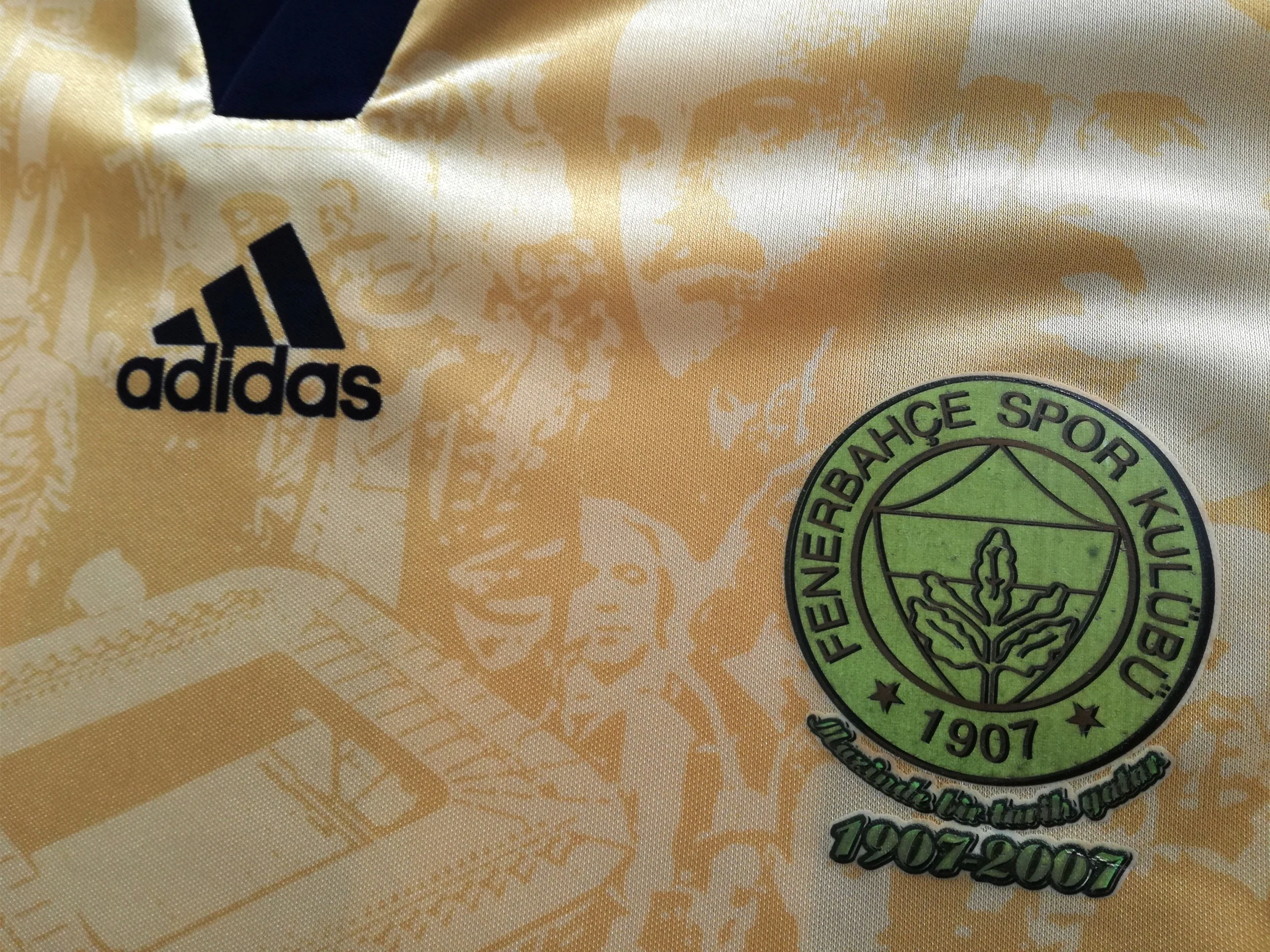 2006/07 Fenerbahçe Home / Away Centenary Football Shirt (M) - Image 6