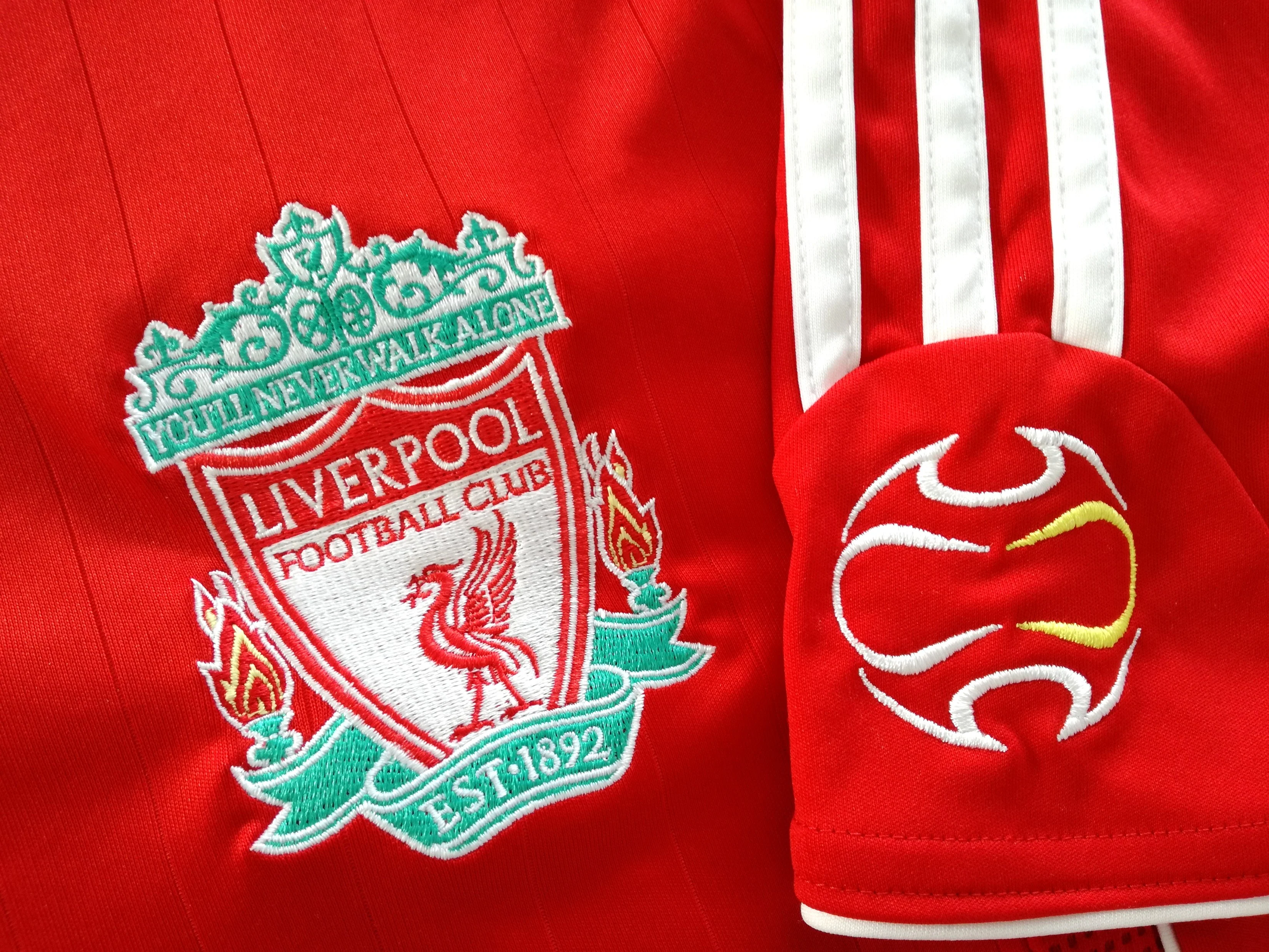 2006/07 Liverpool Home Football Shirt (L) - Image 2