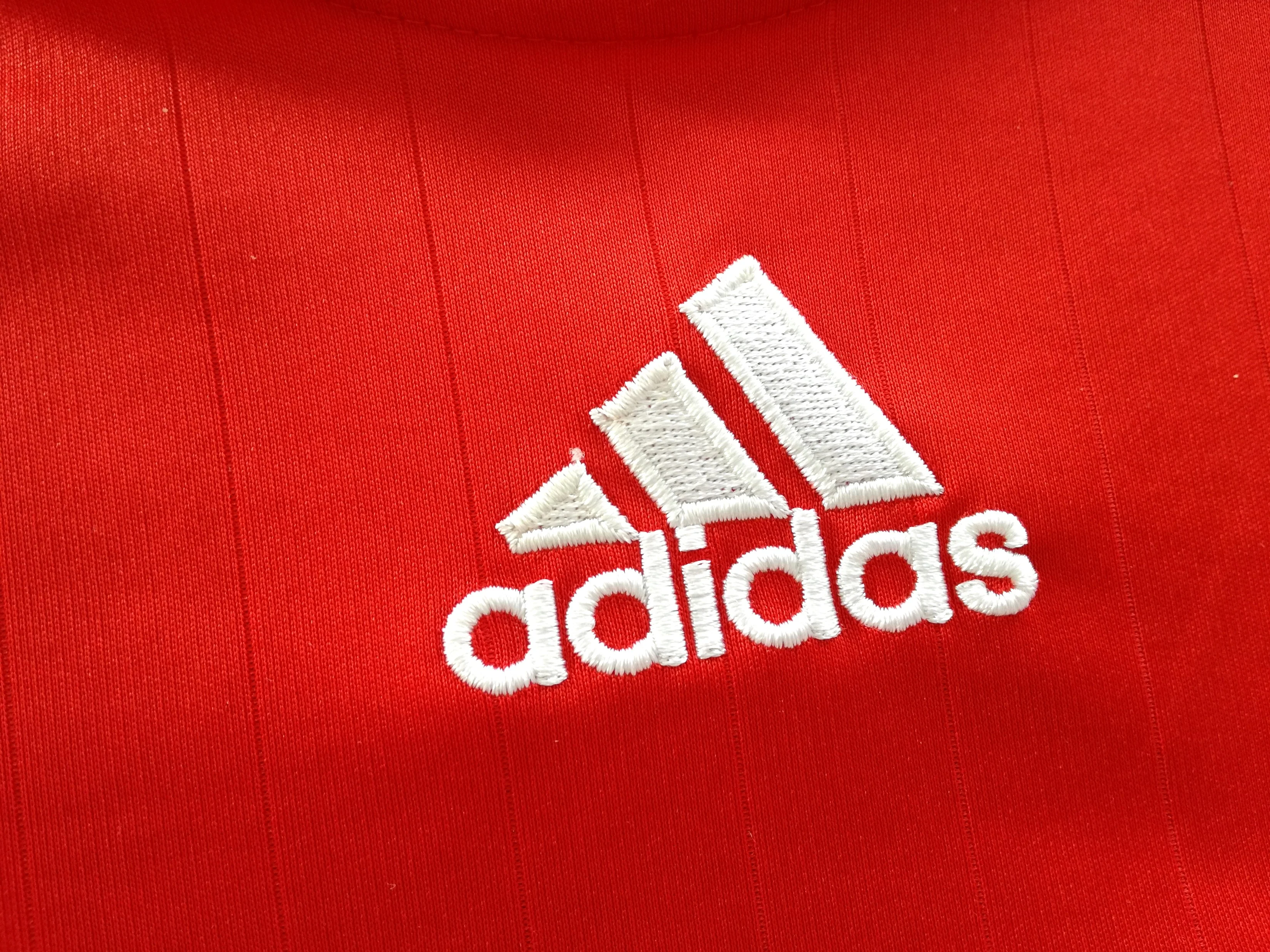 2006/07 Liverpool Home Football Shirt (L) - Image 3