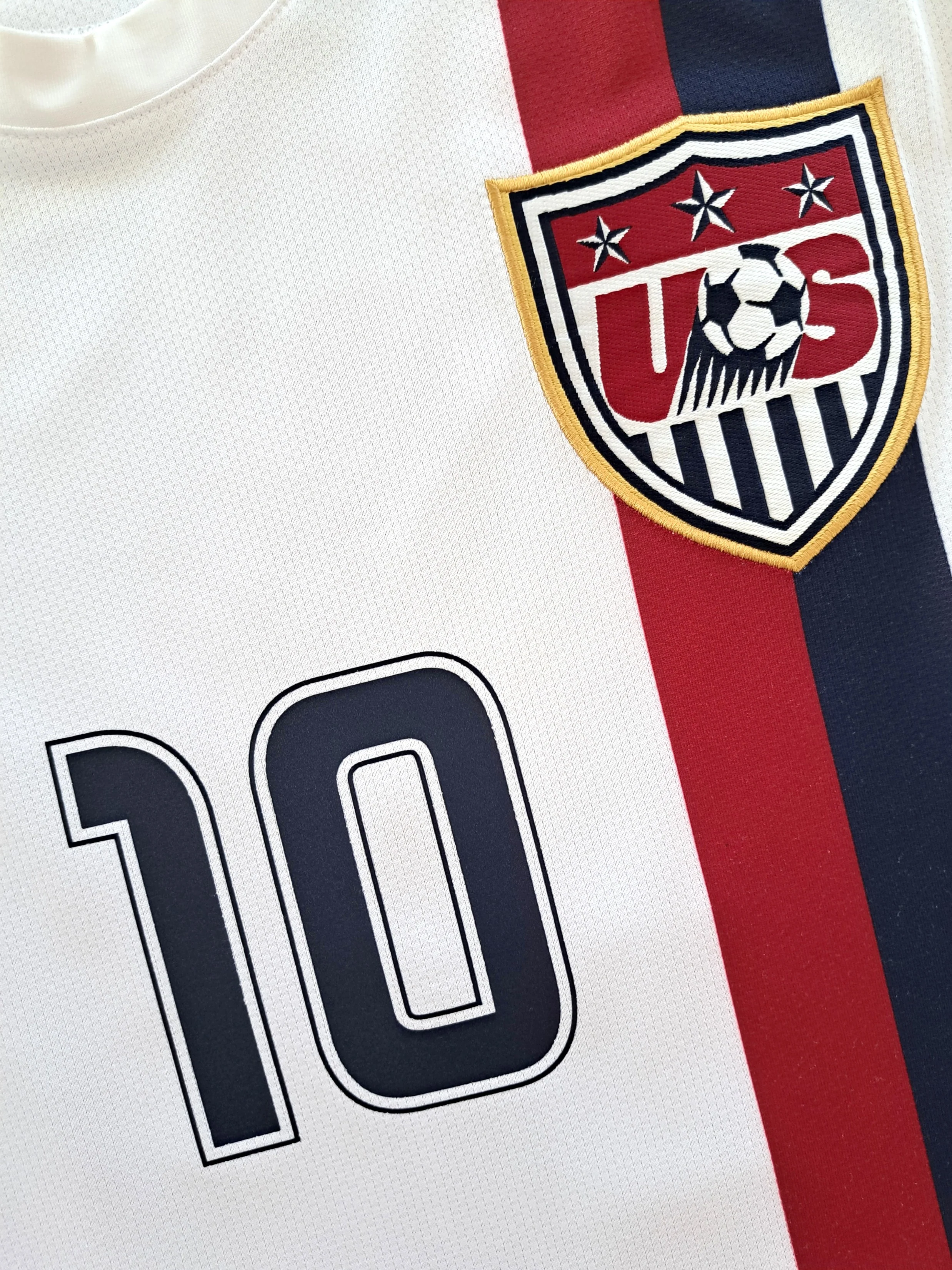2006/07 USA Home Football Shirt. Reyna #10 (M) - Image 4