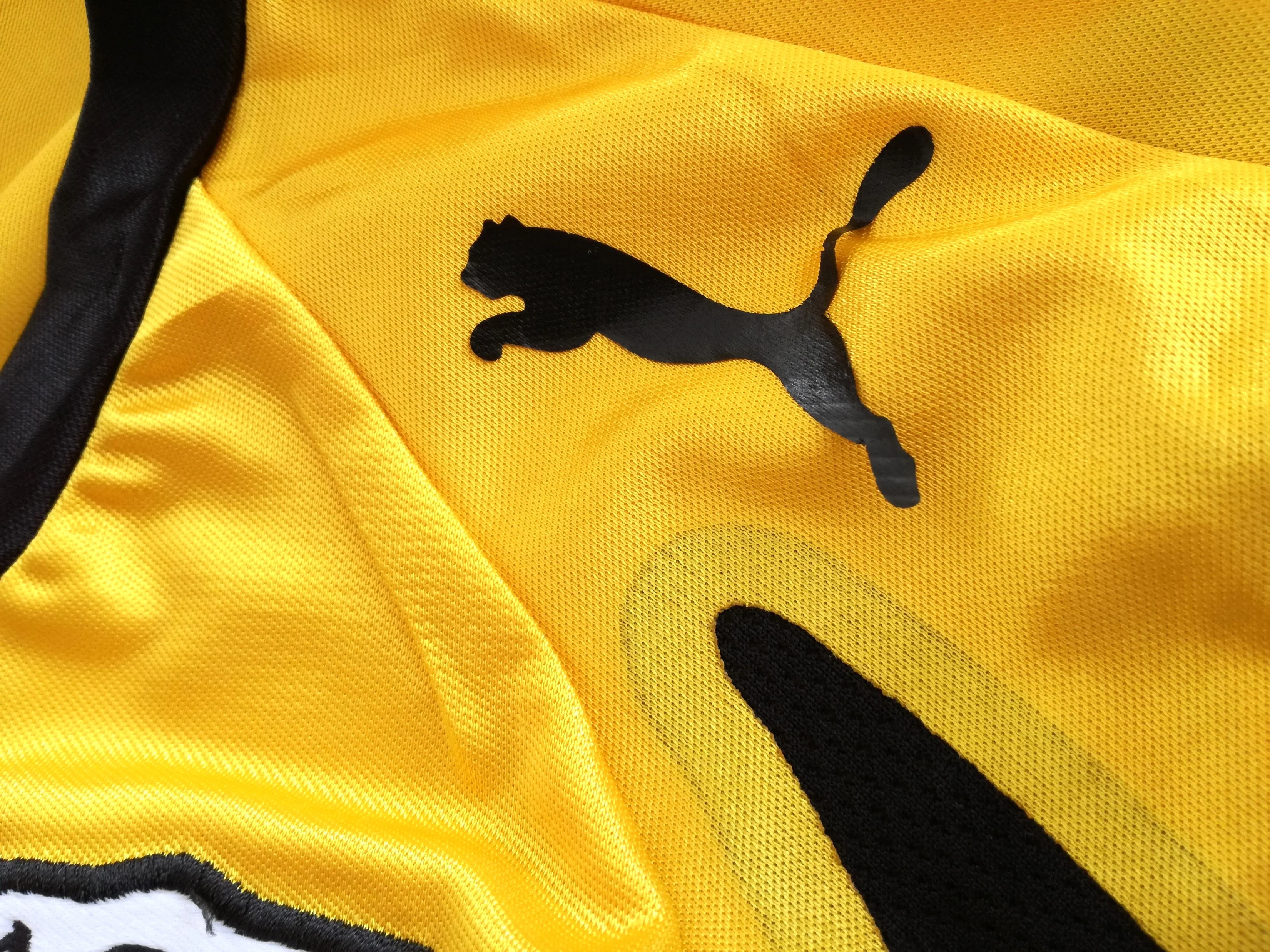 2007/08 AEK Athens Home Football Shirt (S) - Image 3
