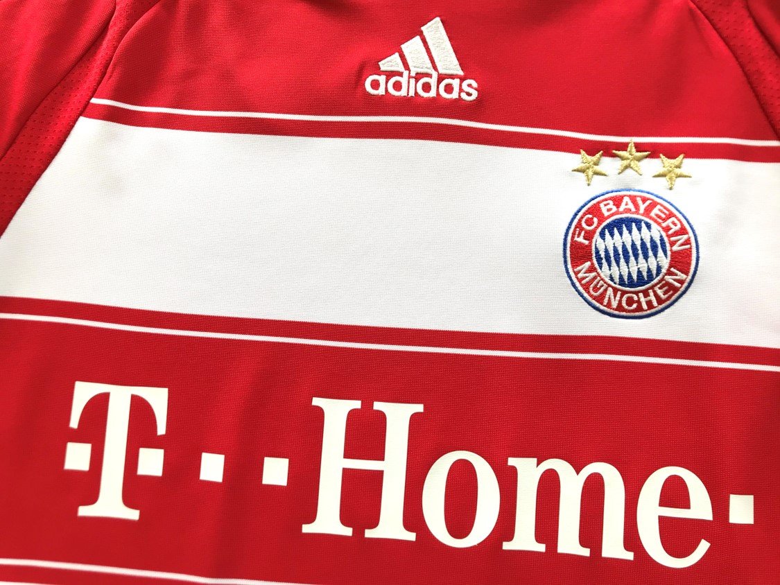 2007/08 Bayern Munich Home Shirt (Youth) - Image 2