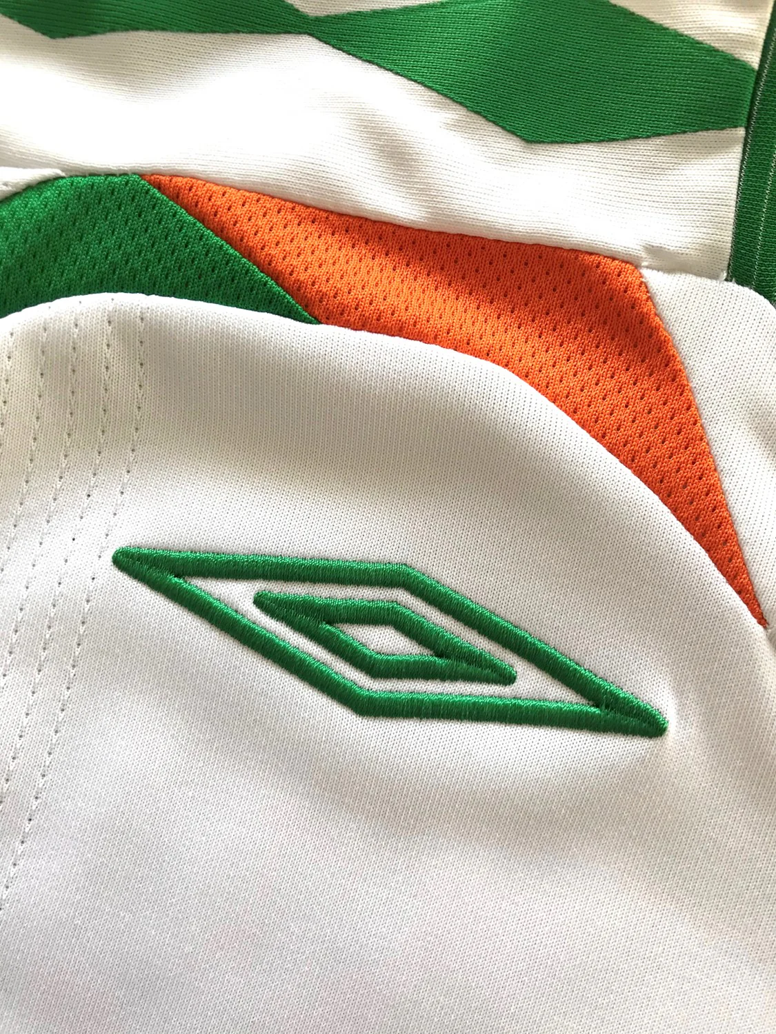 2007/08 Republic of Ireland Away Football Shirt (XL) - Image 2