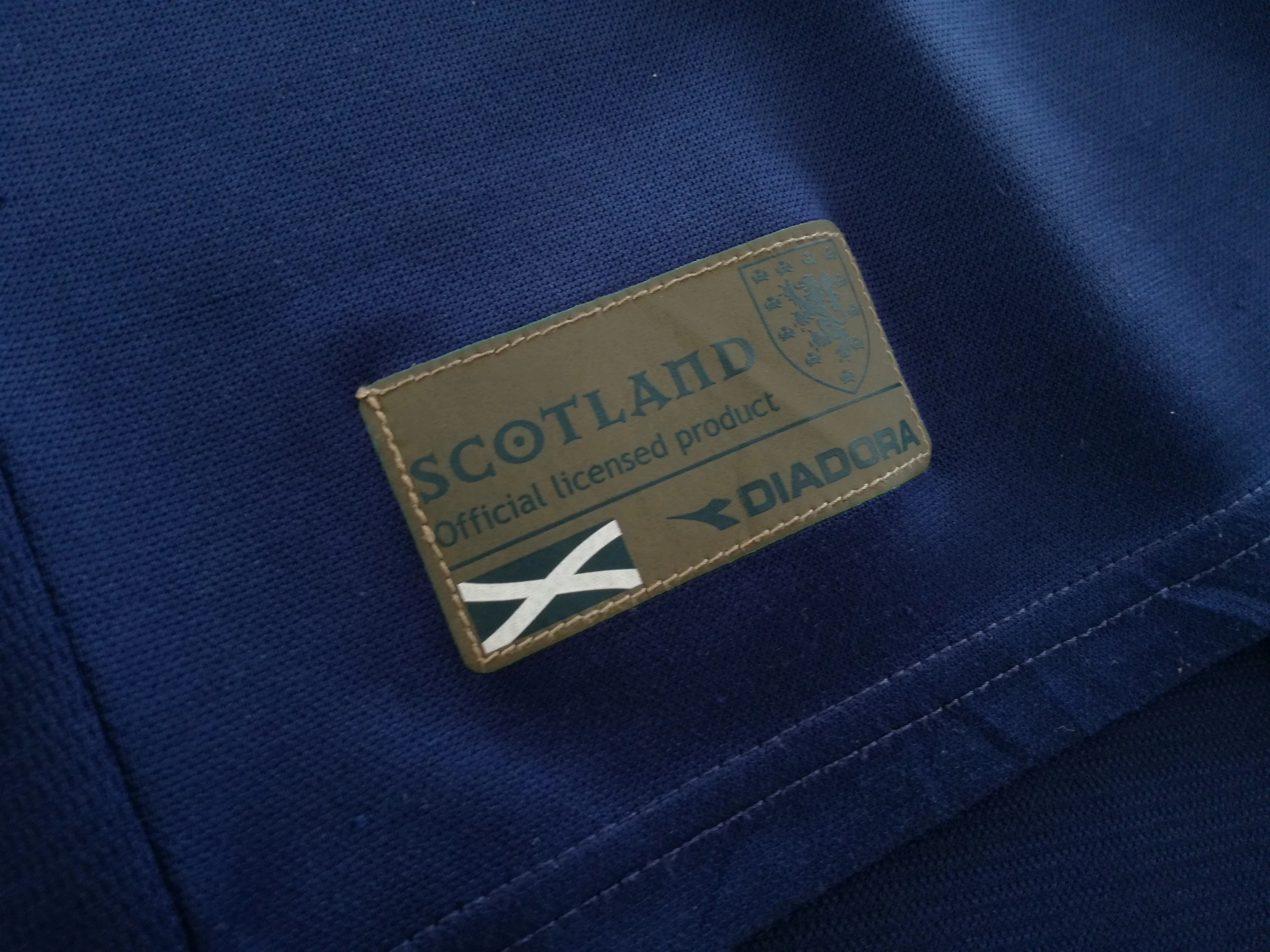 2007/08 Scotland Home Football Shirt (M) - Image 6