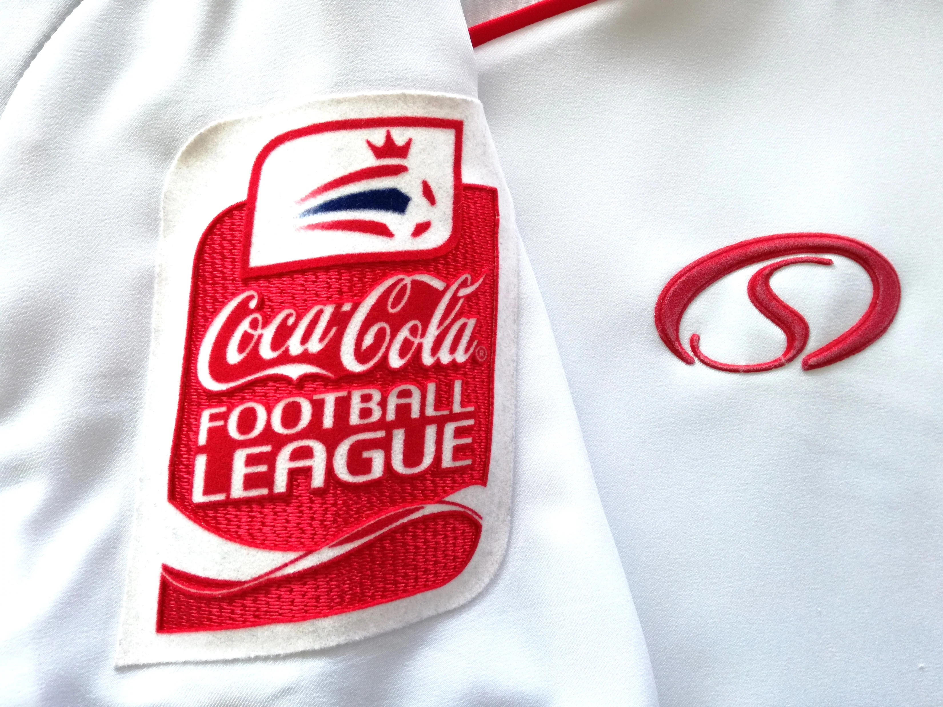 2007/08 Southampton 3rd Football League Shirt #4 (XXL) - Image 8