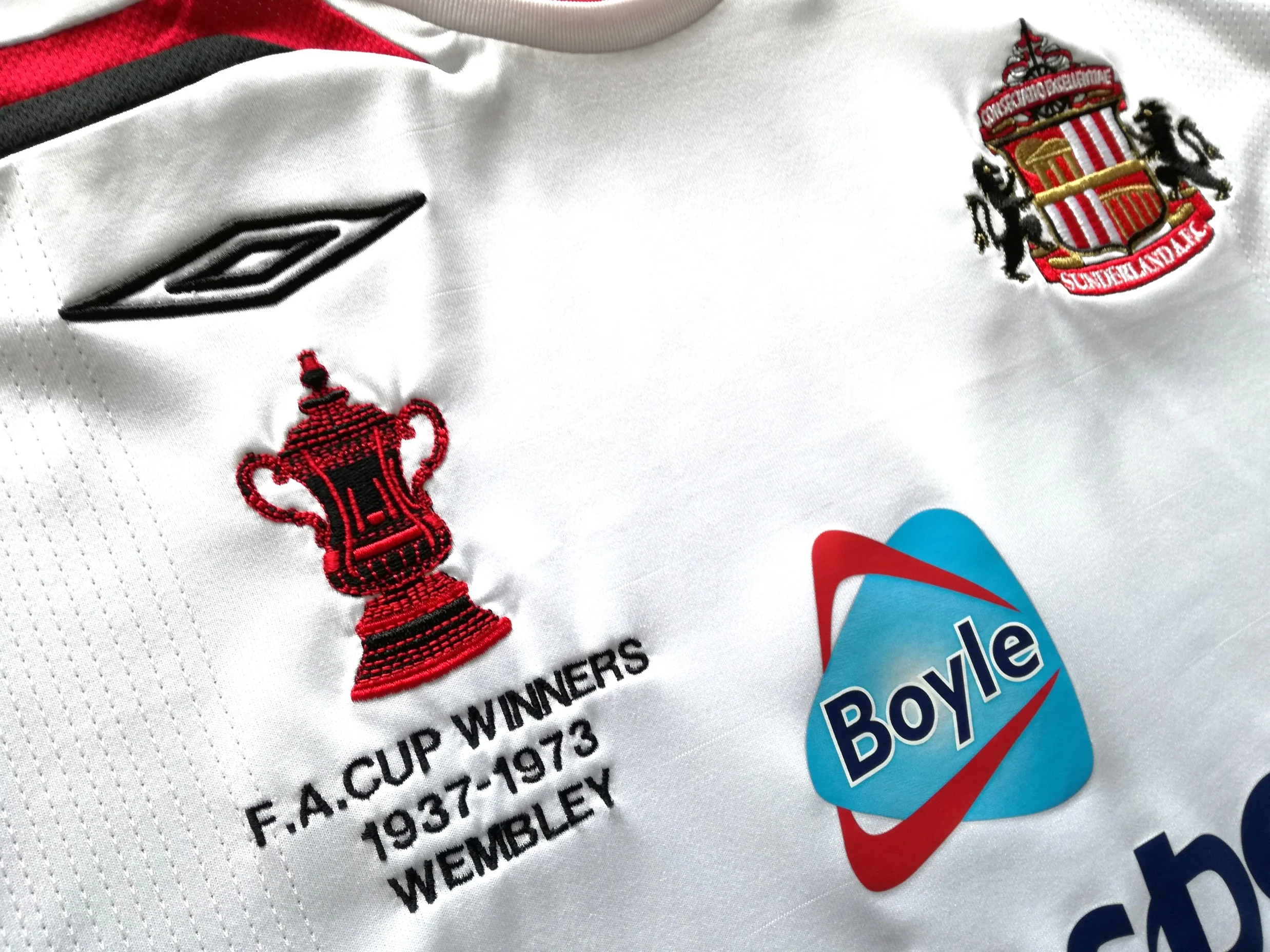 2007/08 Sunderland Away 'FA Cup Winners' Football Shirt (XL) - Image 2