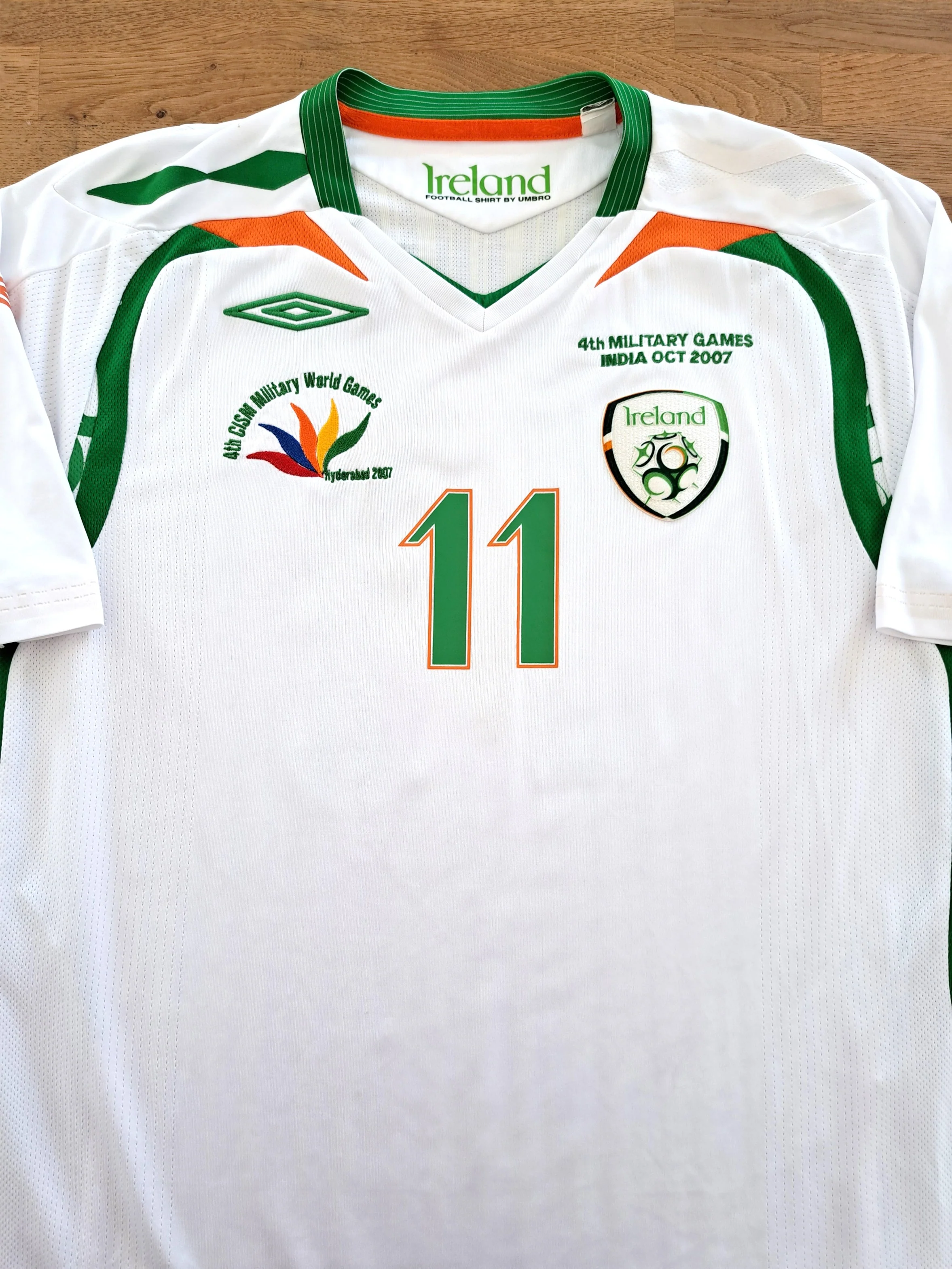2007 Republic of Ireland Away '4th Military Games' Football Shirt #11 (L) - Image 2