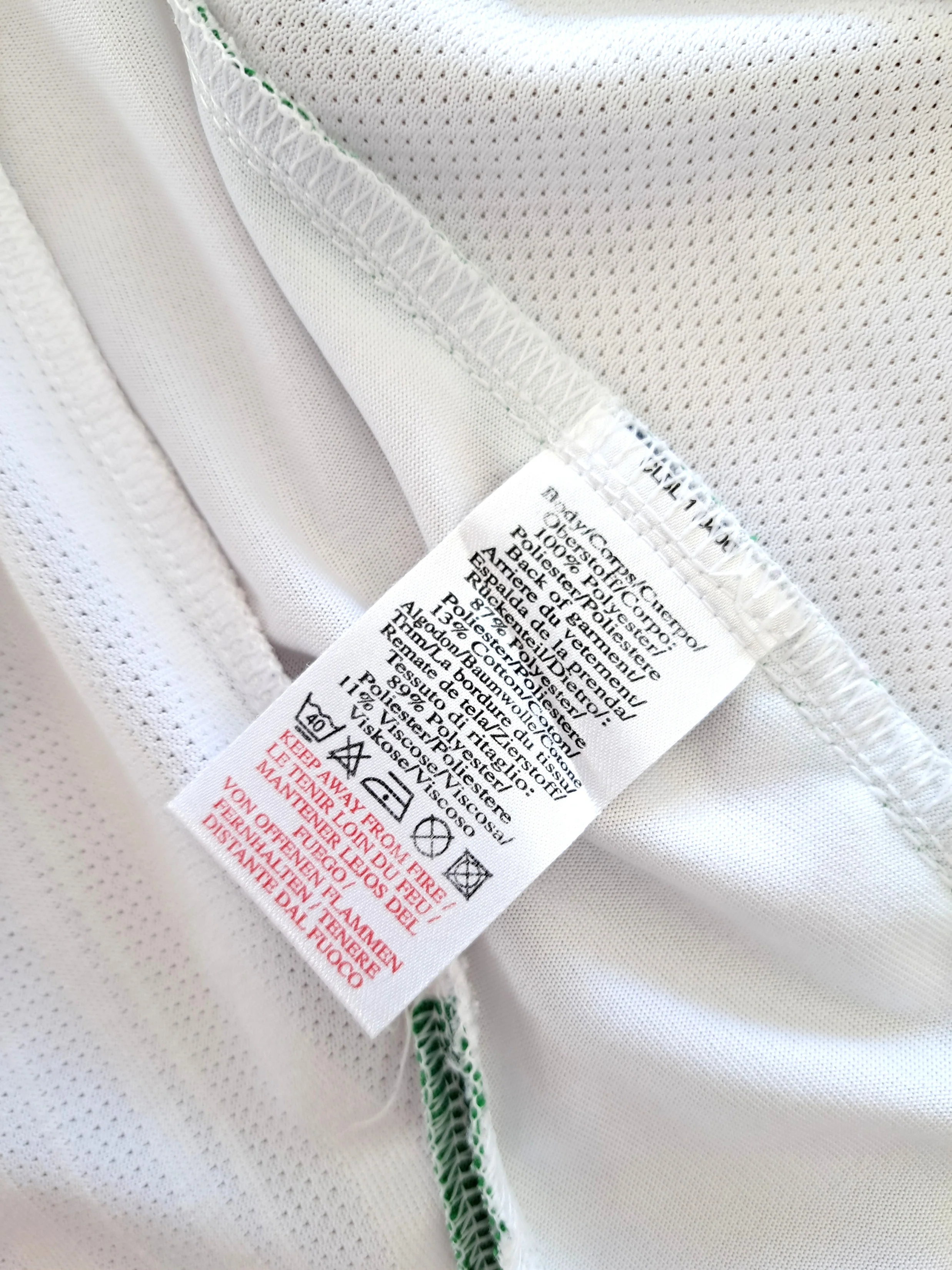 2007 Republic of Ireland Away '4th Military Games' Football Shirt #11 (L) - Image 8