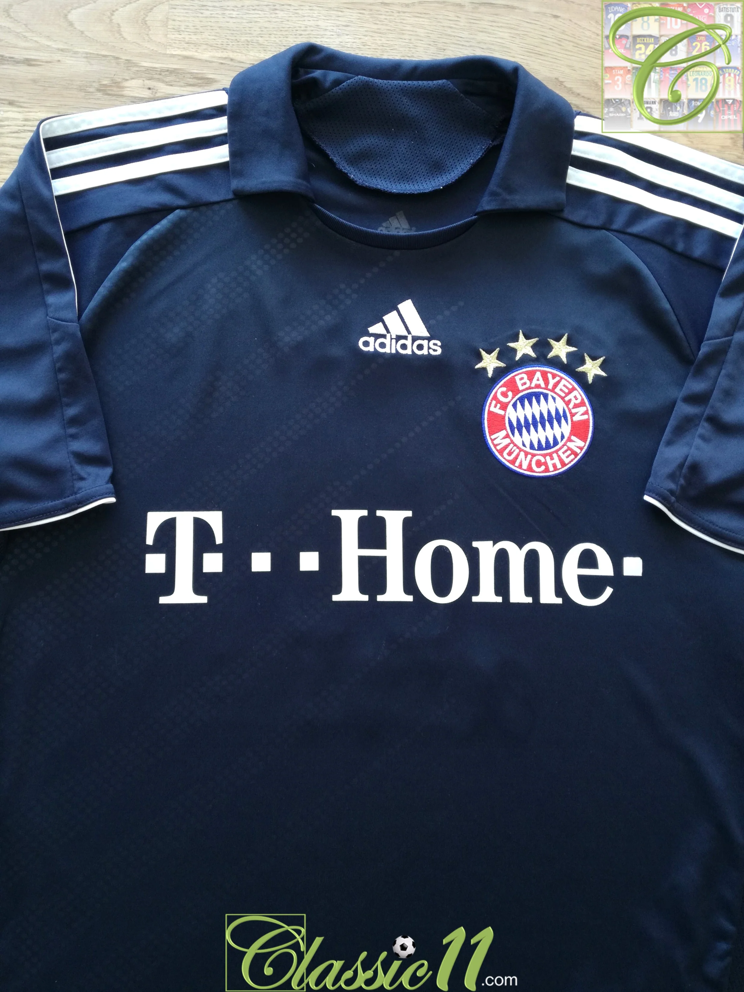 2008/09 Bayern Munich Away Football Shirt Podolski #11 (Youth) - Image 2