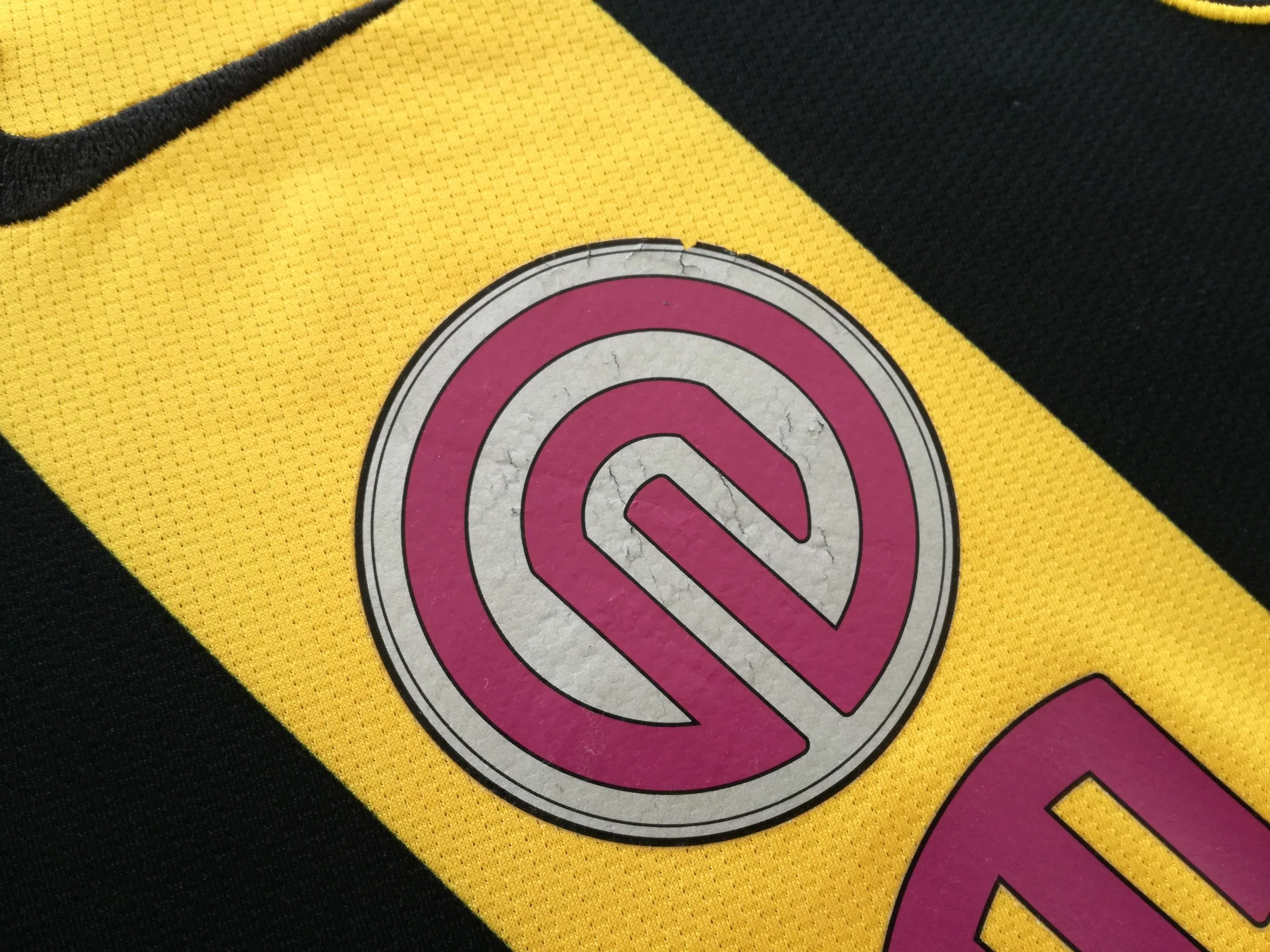 2008/09 Borussia Dortmund Away Football Shirt (S) - Image 3