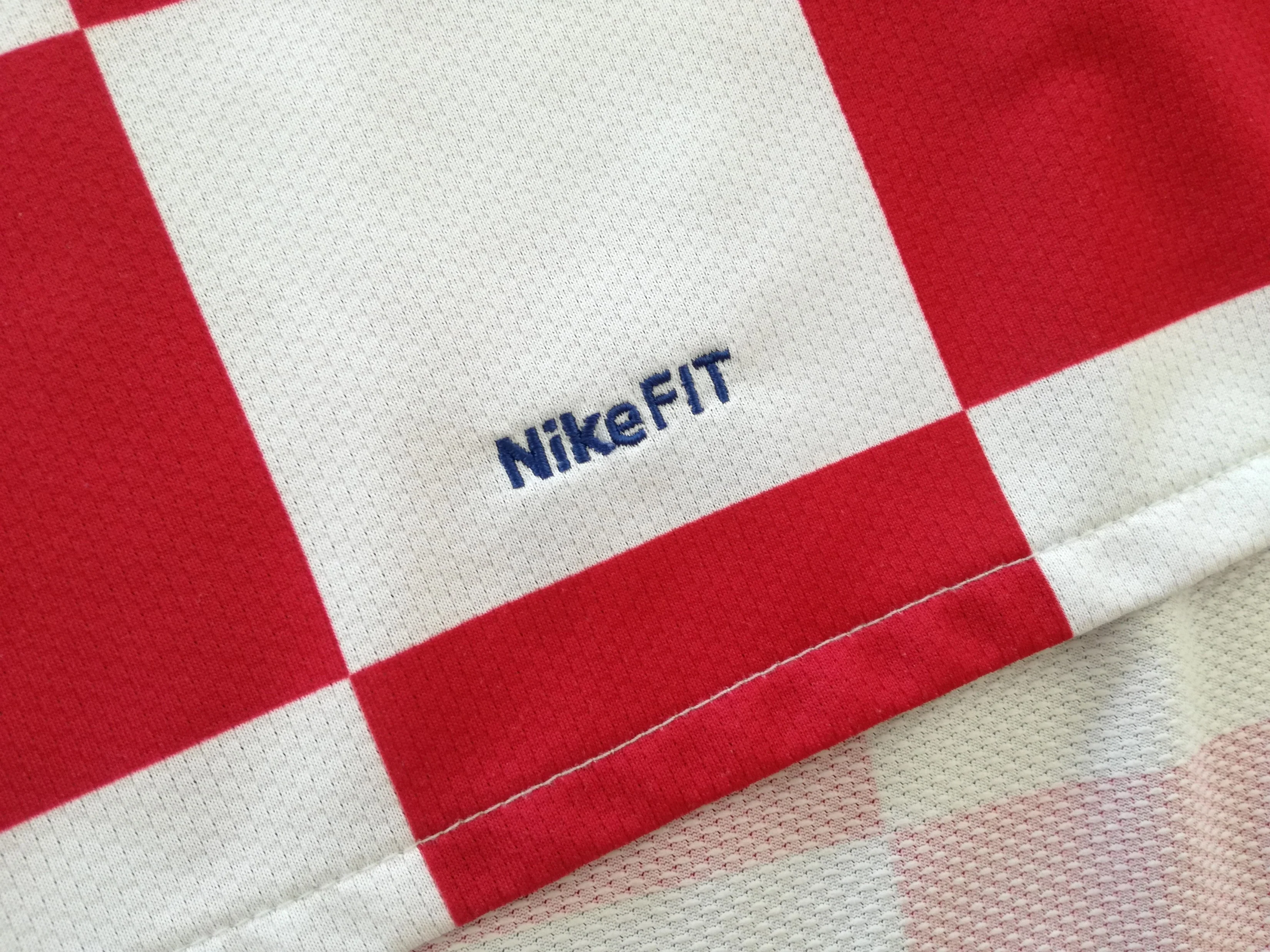 2008/09 Croatia Home Football Shirt (XXL) - Image 4