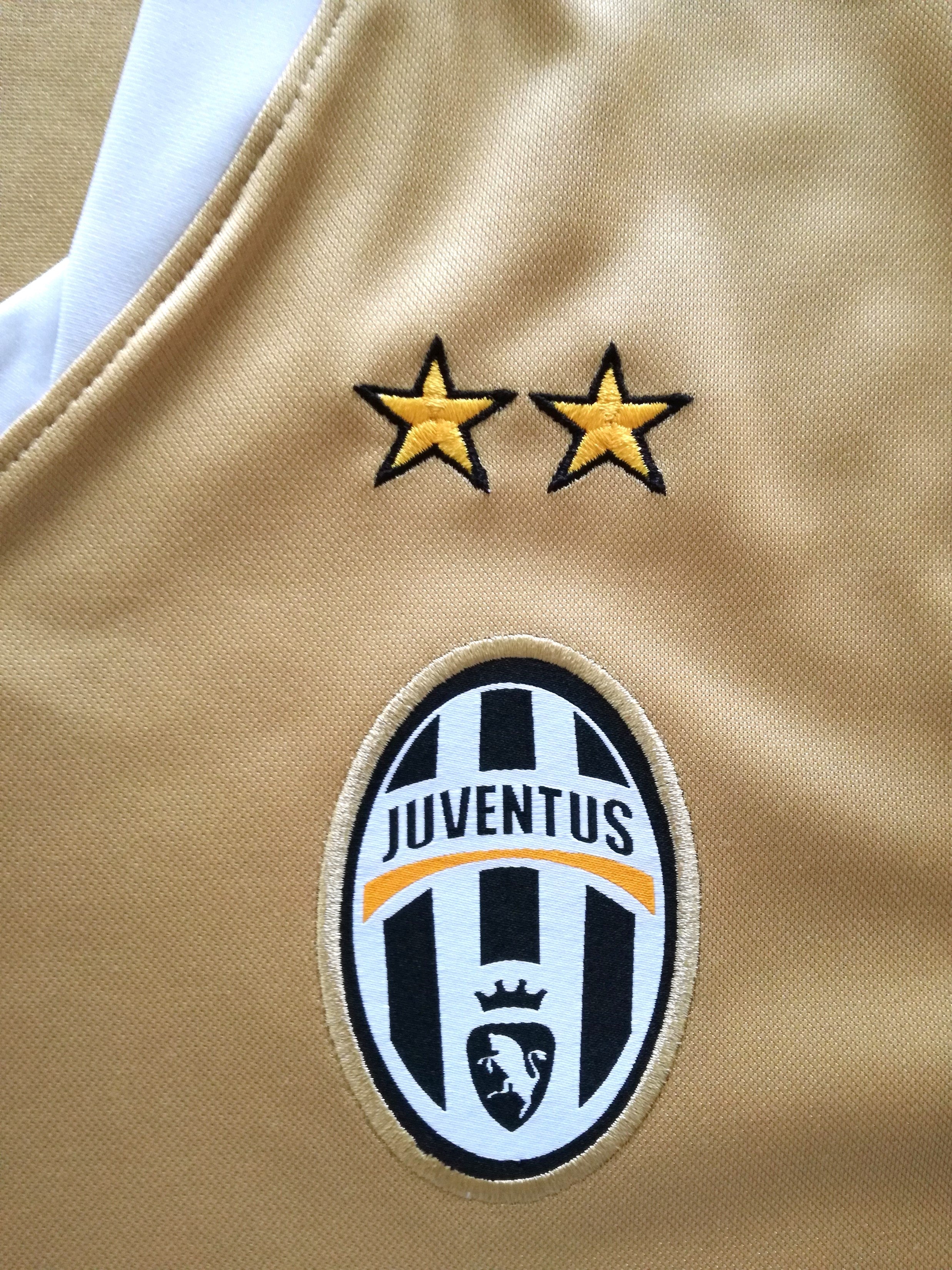 2008/09 Juventus GK Football Shirt Buffon #1 (L) - Image 4