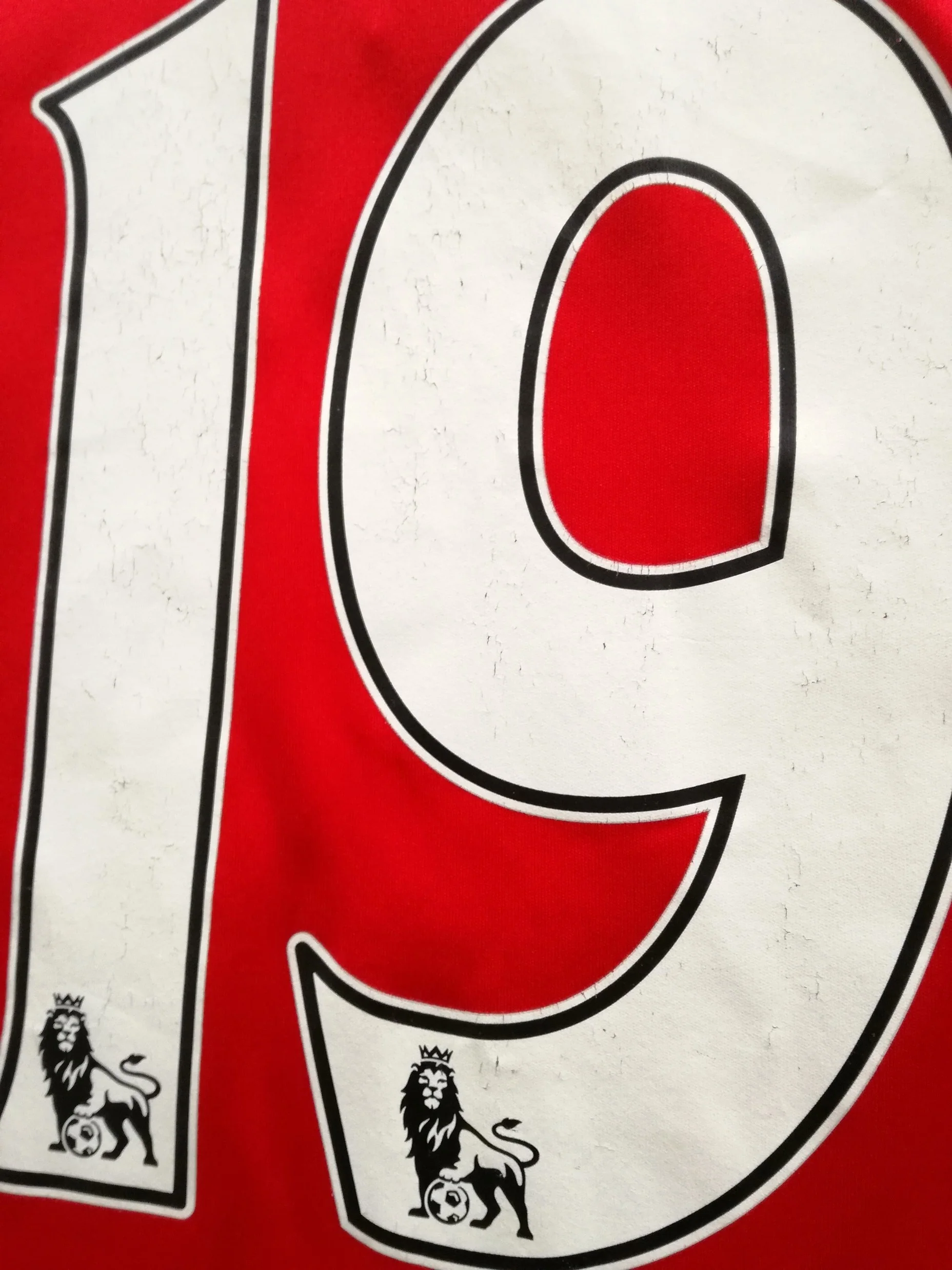 2008/09 Liverpool Home Premier League Football Shirt Babel #19 (L) - Image 12