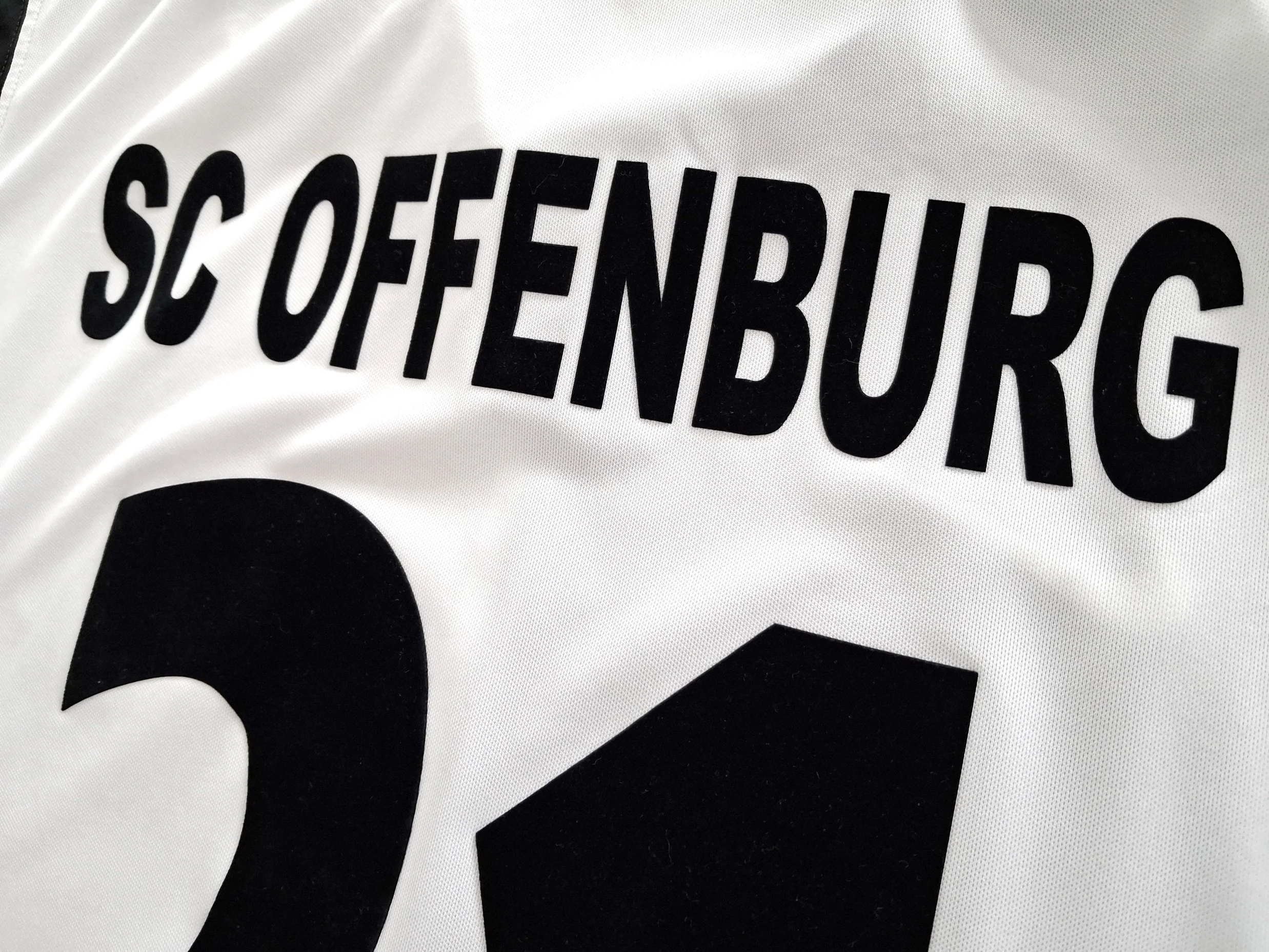 2008/09 SC Offenburg Home Football Shirt #21 (M) - Image 7