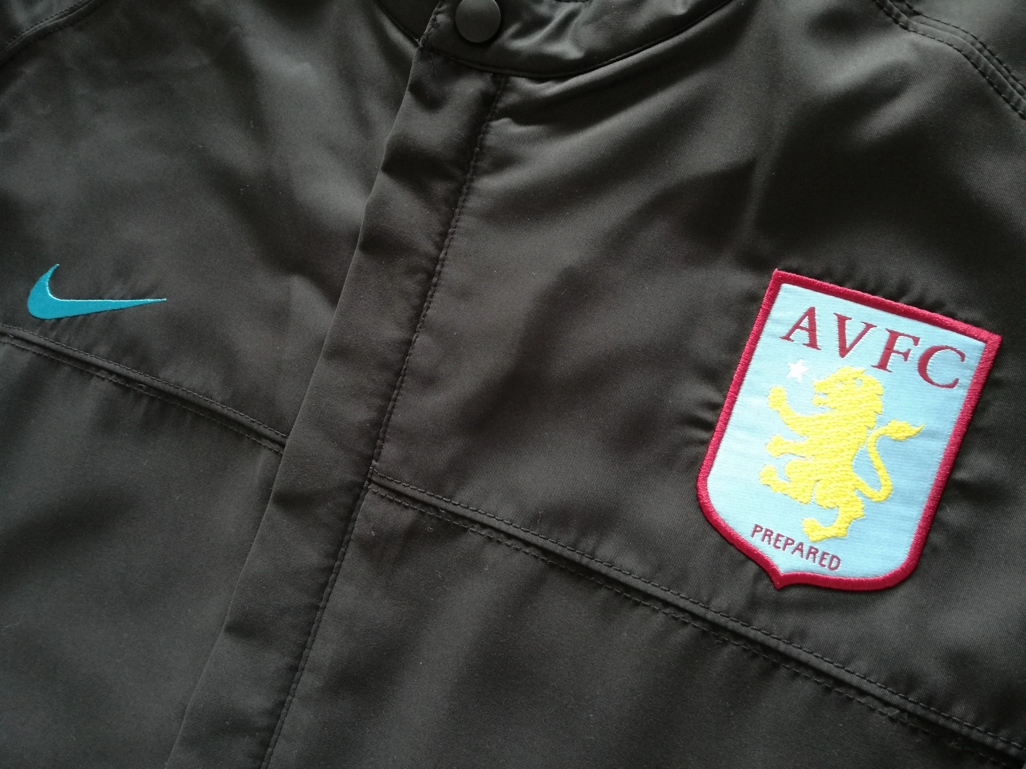 2009/10 Aston Villa Football Track Jacket - Black (XXL) *BNWT* - Image 5