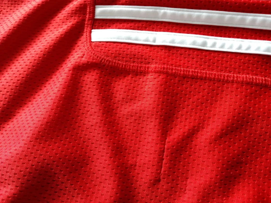 2009/10 Bayern Munich Home Football Shirt. (XXL) - Image 6