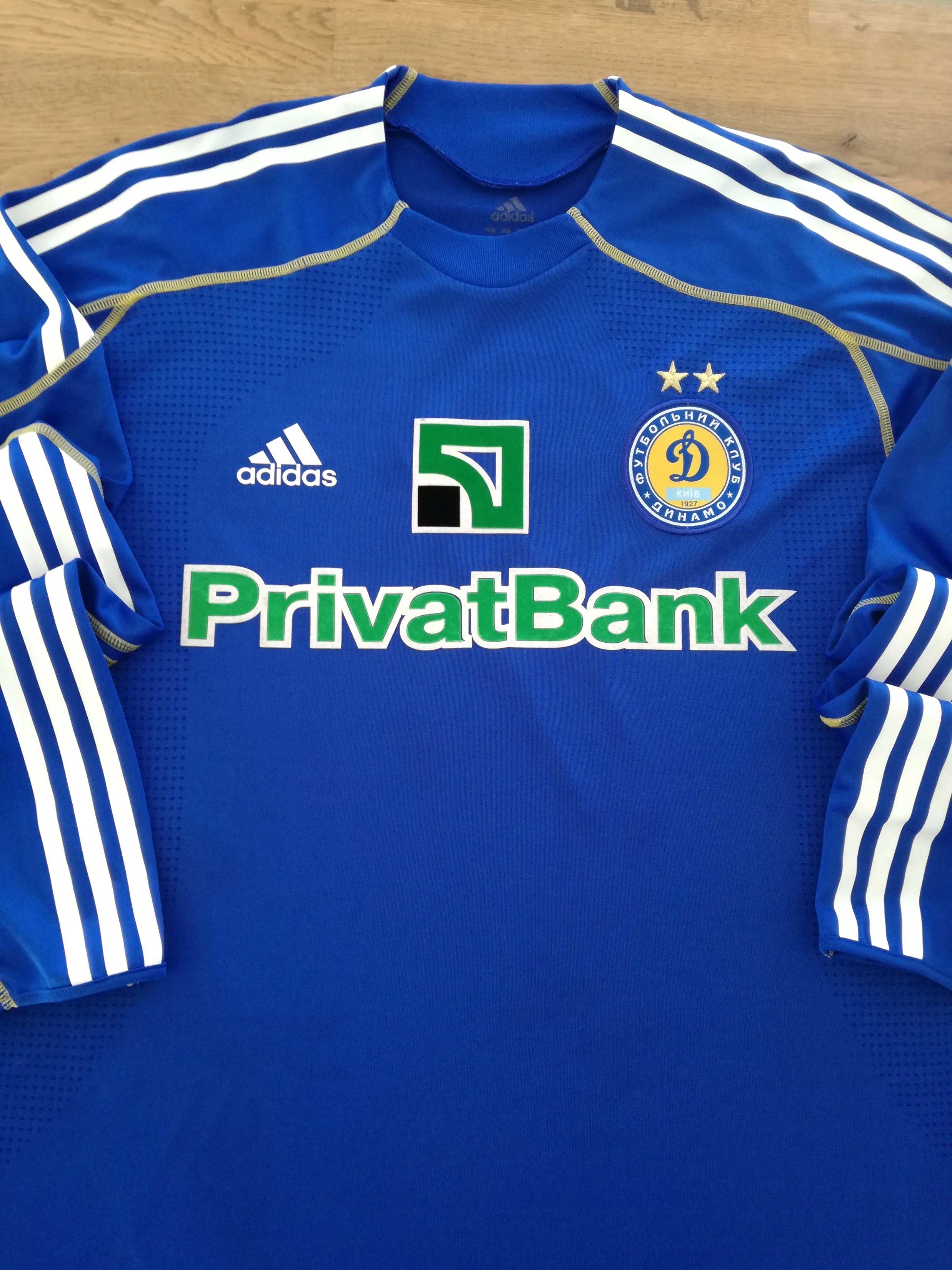 2009/10 Dynamo Kiev Away Formotion Football Shirt. Shevchenko #7 (XL) - Image 2