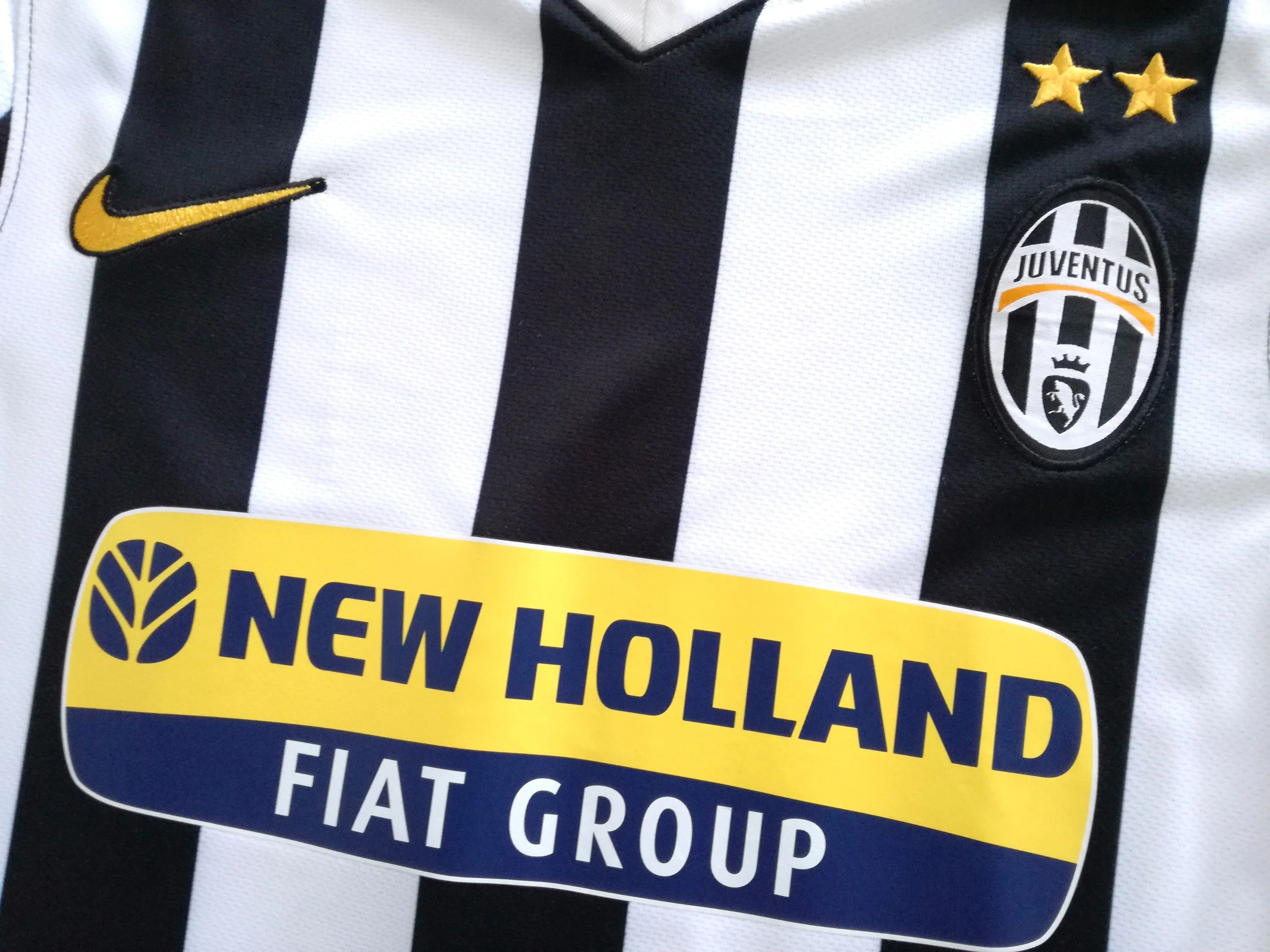 2009/10 Juventus Home Football Shirt (S) - Image 3