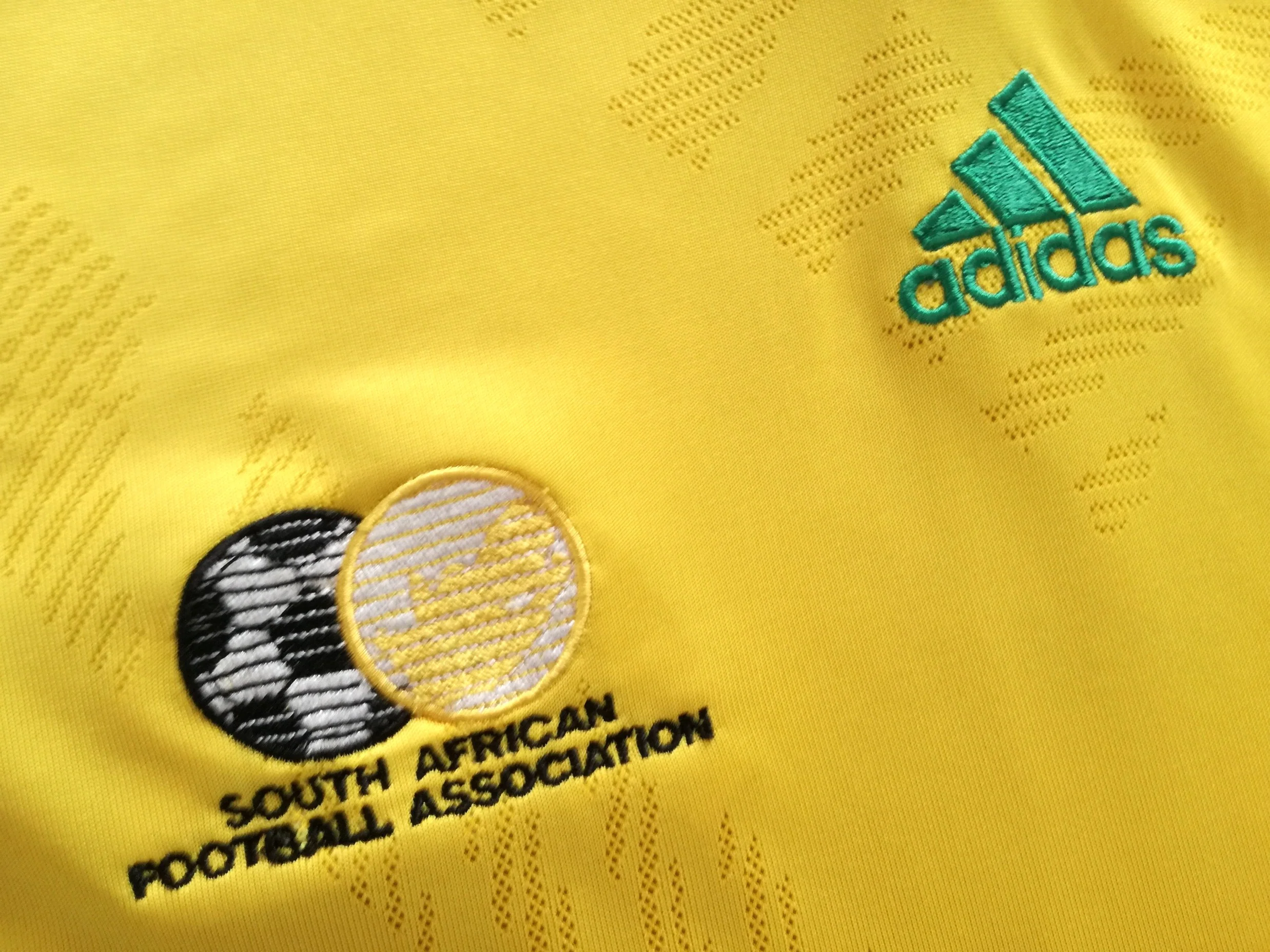 2009/10 South Africa Home Football Shirt (M) - Image 3