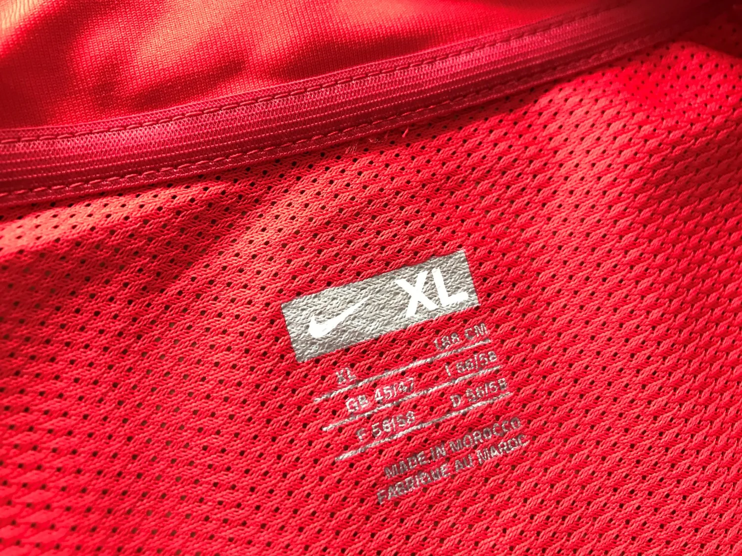 2009 Spartak Moscow Home Player Issue Football Shirt. (XL) - Image 2