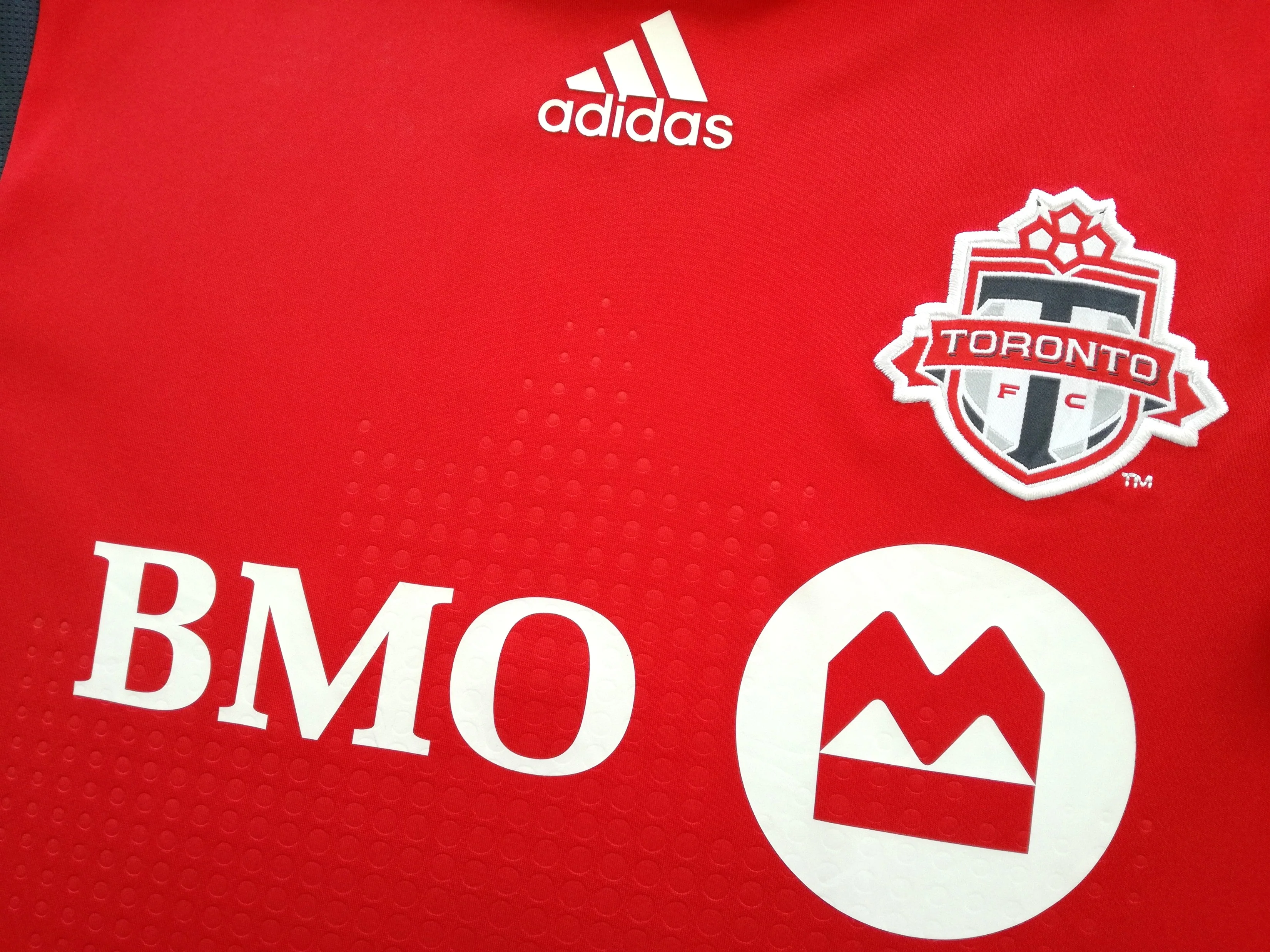 2009 Toronto Home MLS Formotion Football Shirt. (L) - Image 4