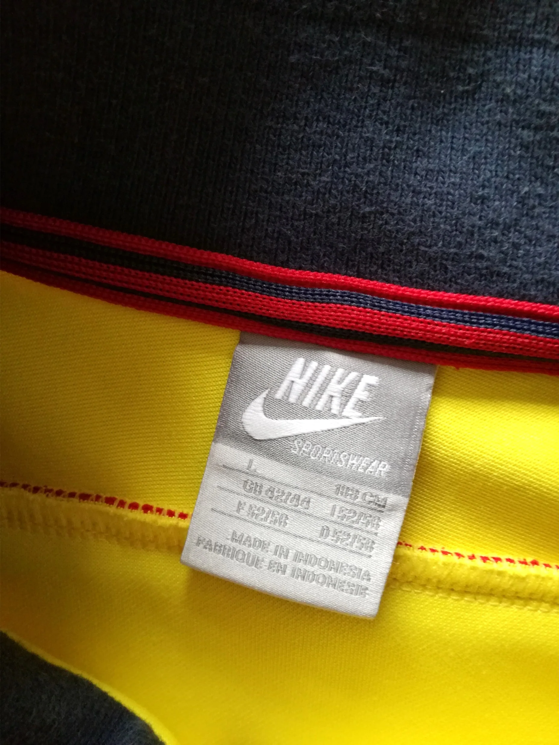 2010/11 Barcelona N98 Track Jacket (L) - Image 2