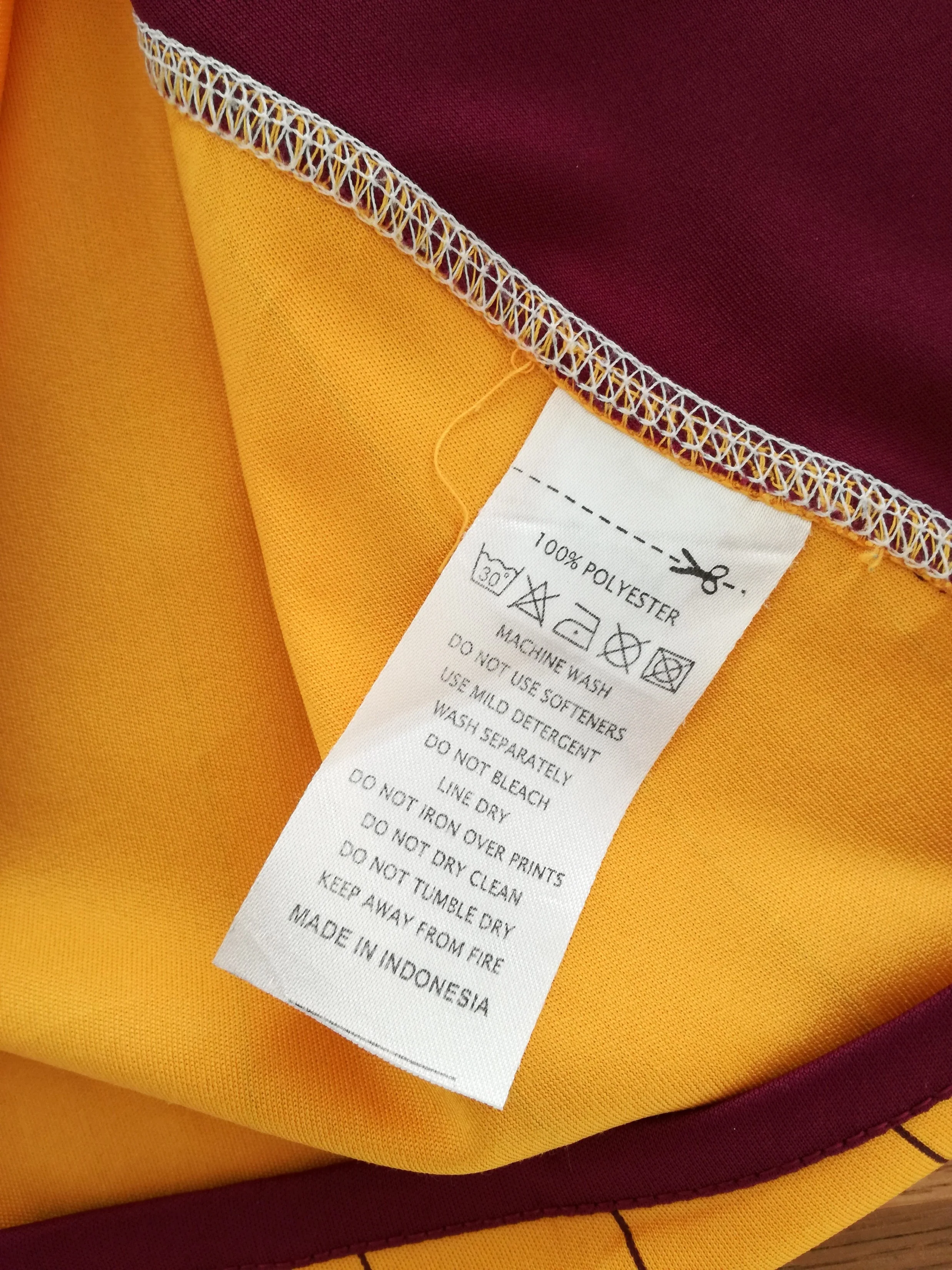 2010/11 Bradford City Home Football Shirt (M) - Image 3