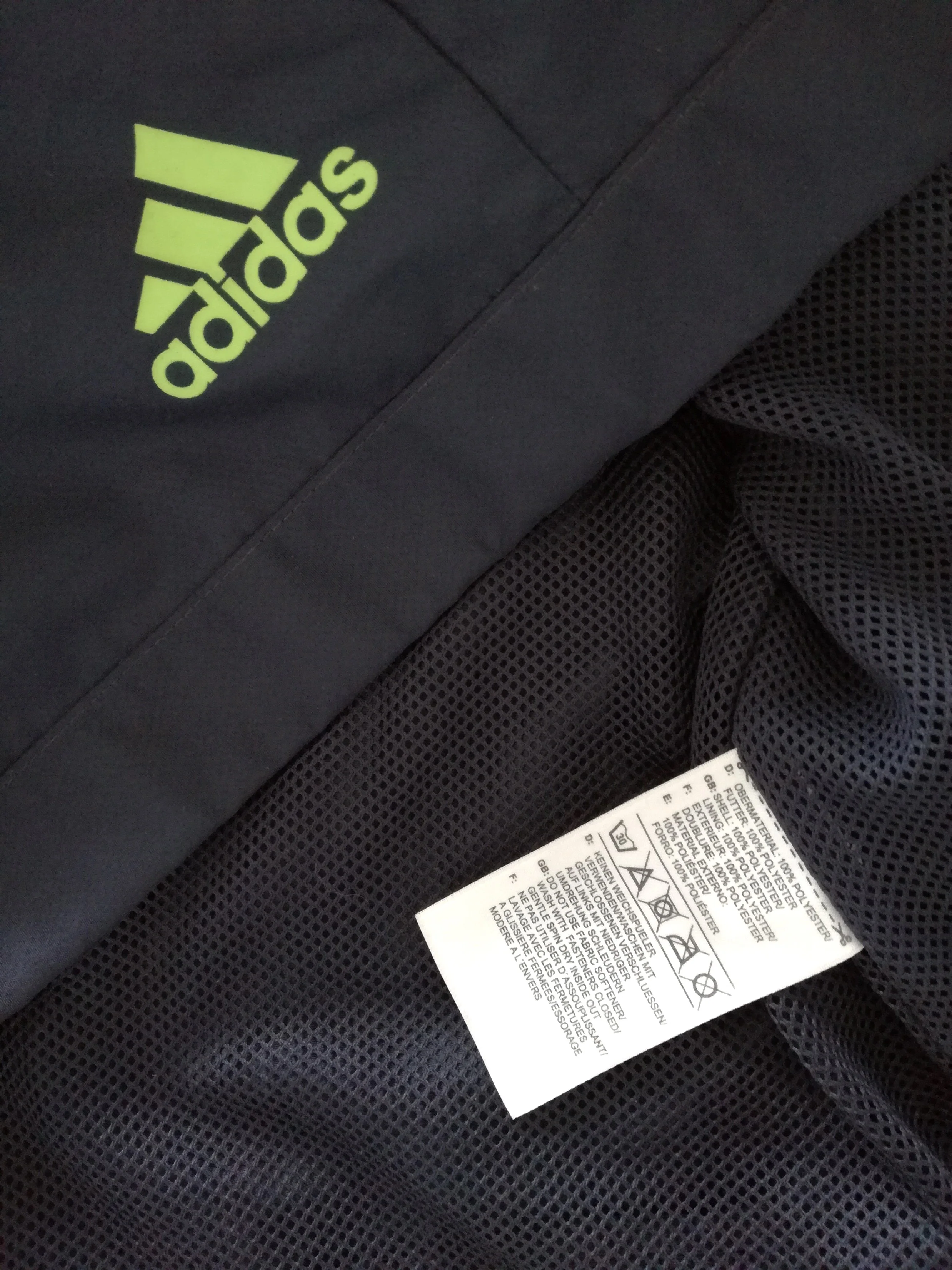 2010/11 Chelsea Champions League Presentation Jacket (S) - Image 4