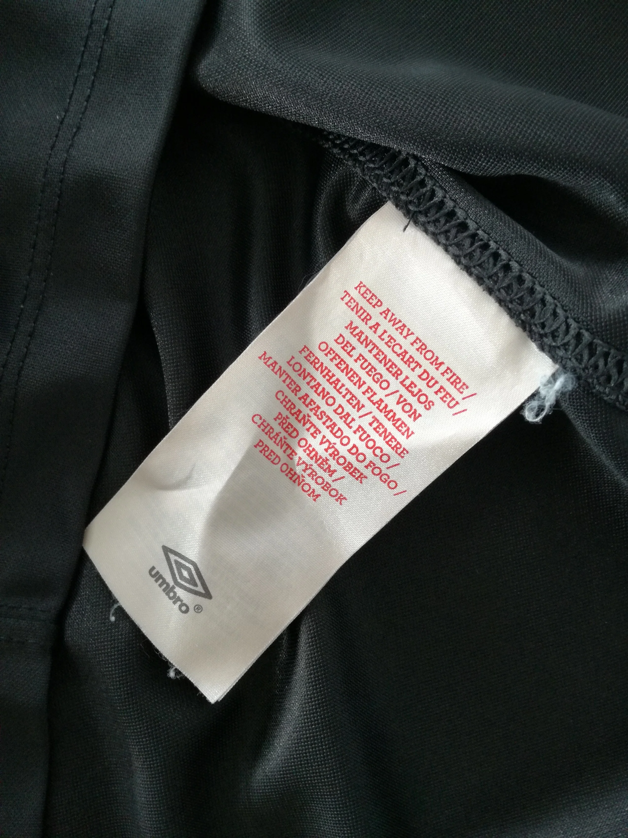 2010/11 England Training Shirt (XL) - Image 3