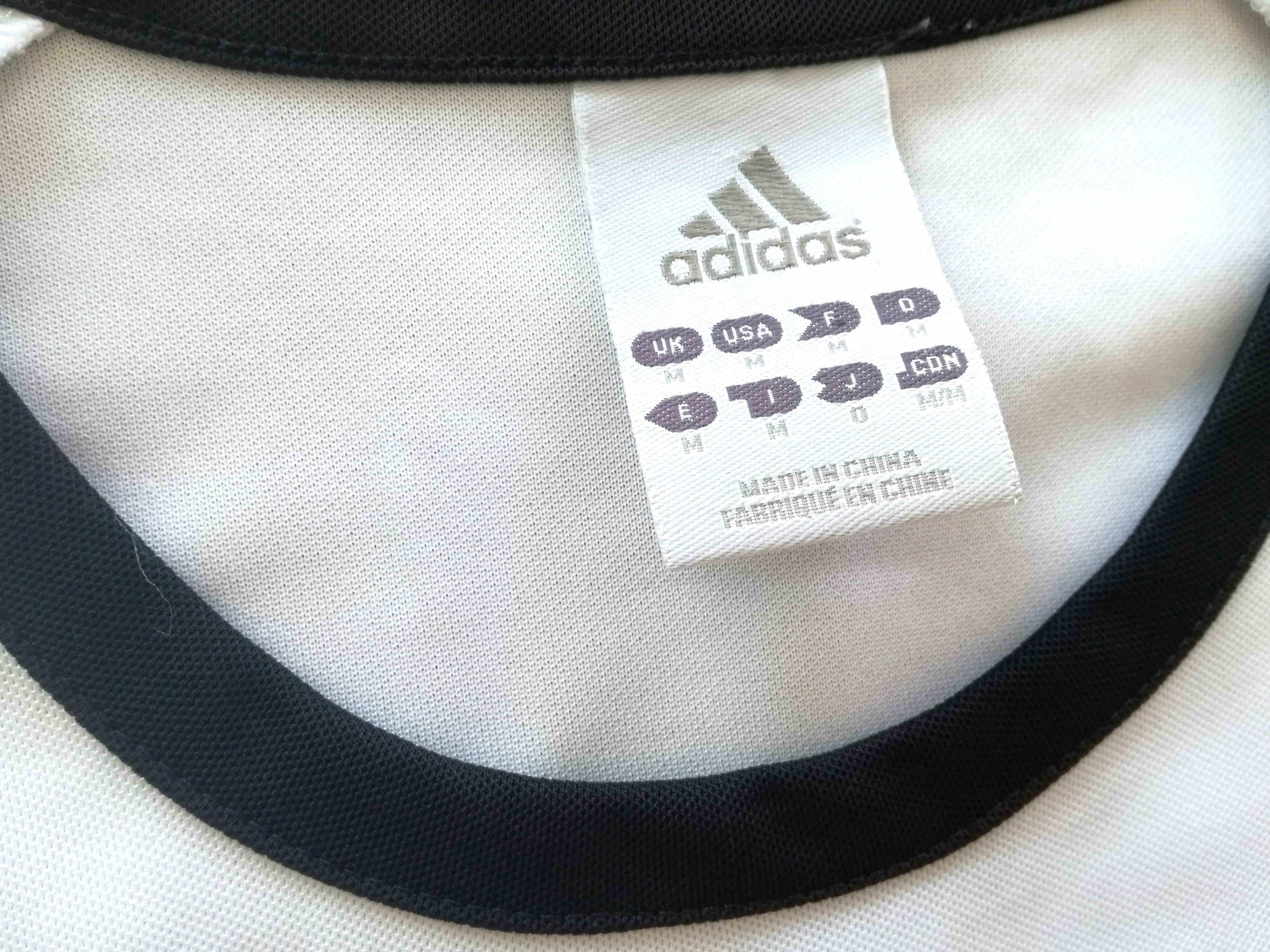 2010/11 Germany Basic Football Shirt (M) - Image 2