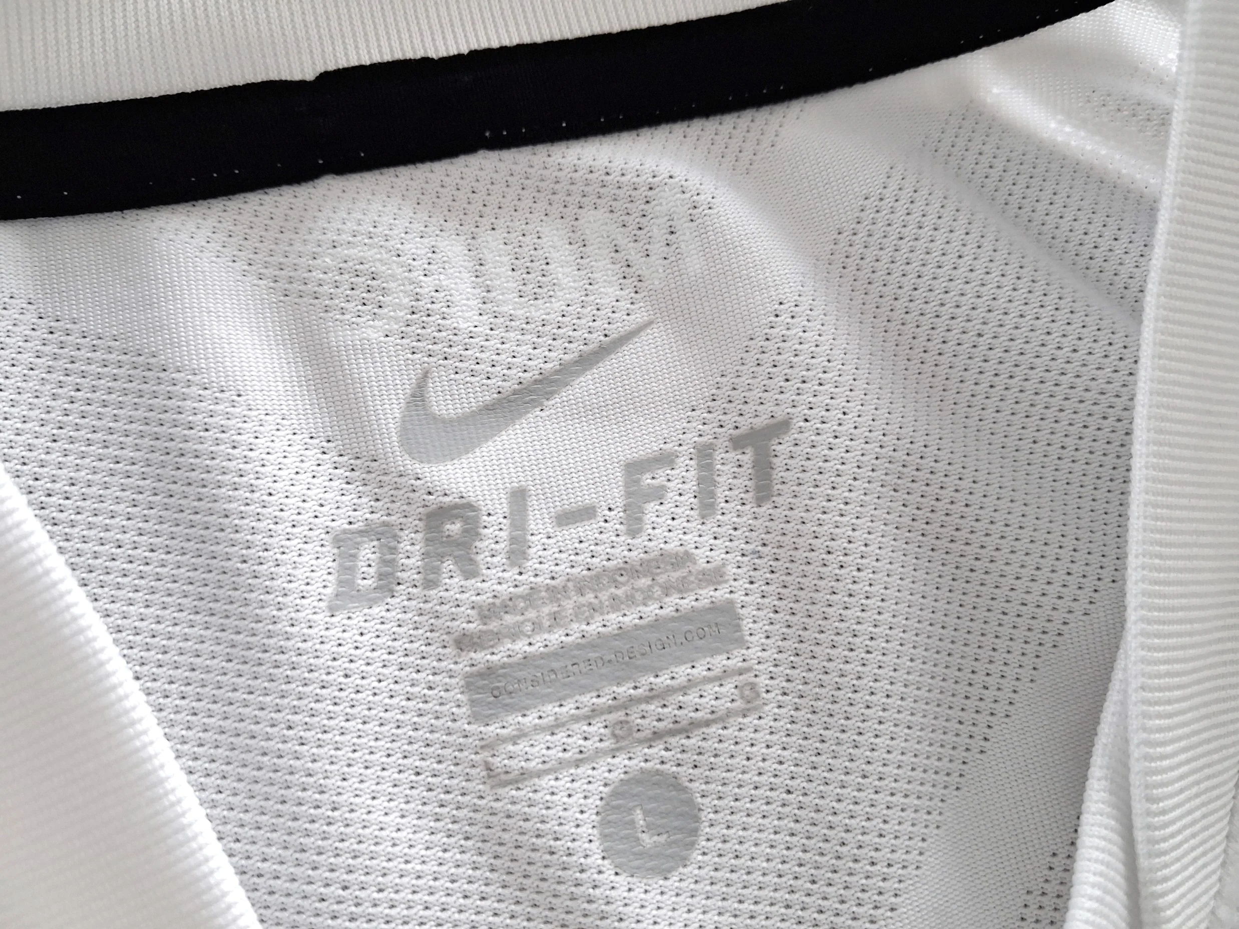 2010/11 Man Utd Away Football Shirt (L) - Image 2