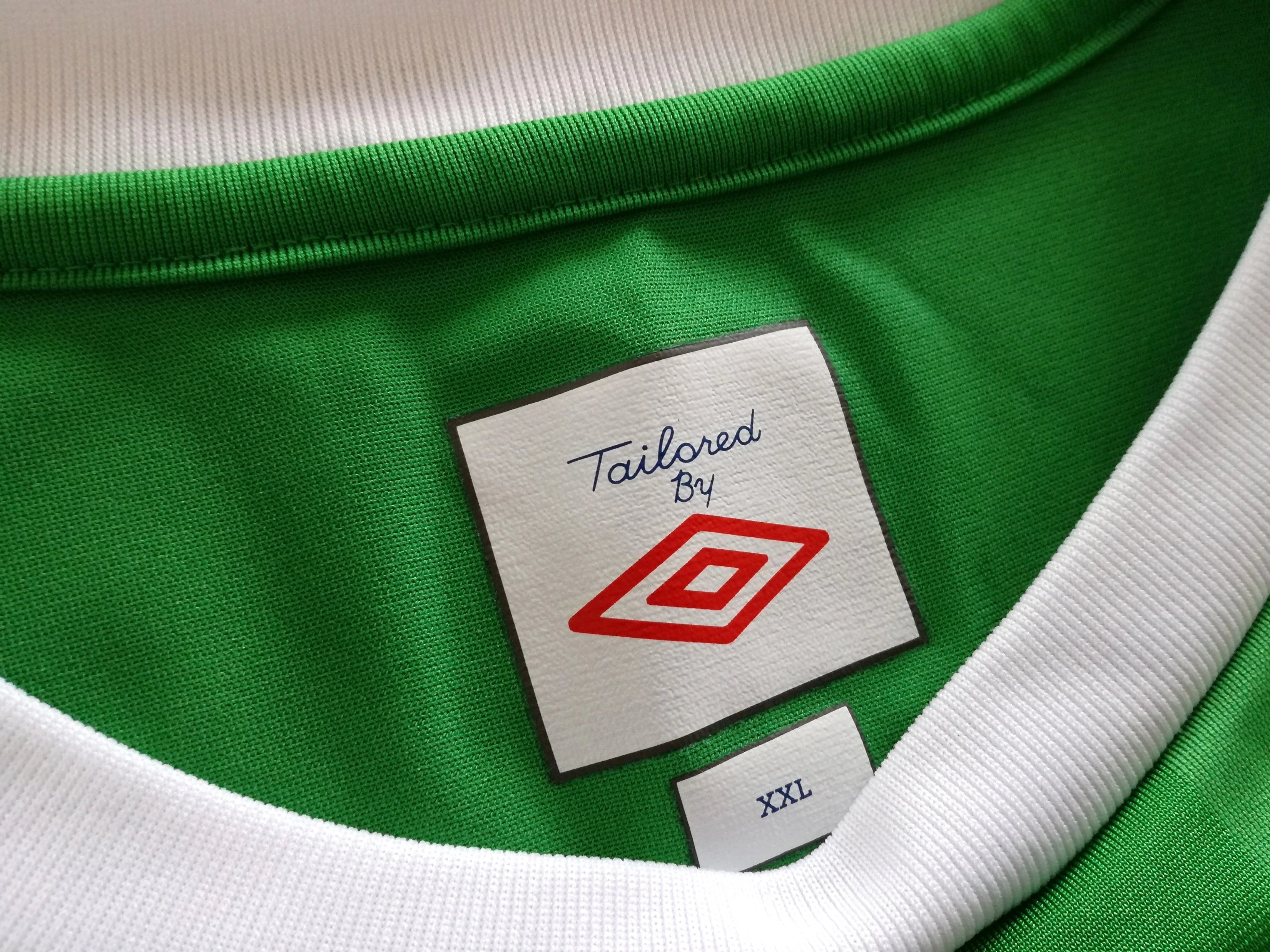 2010/11 Northern Ireland Home Football Shirt (XXL) - Image 5