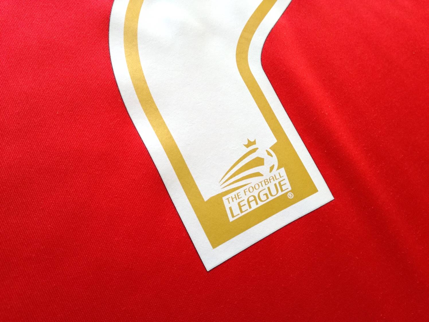 2010/11 Walsall Home Football League Shirt Clayton #7 (S) - Image 10