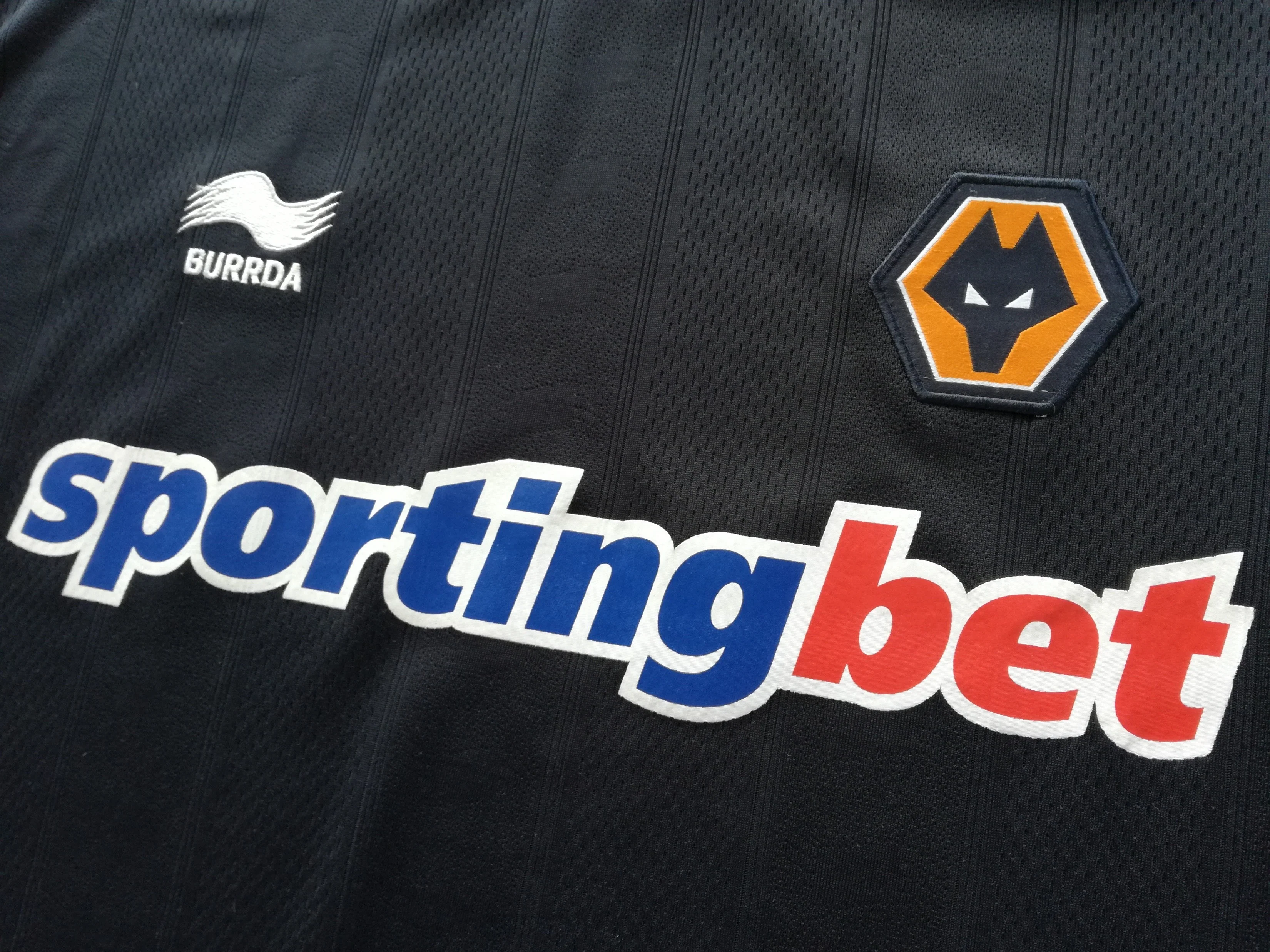 2010/11 Wolves Away Football Shirt (XL) - Image 5