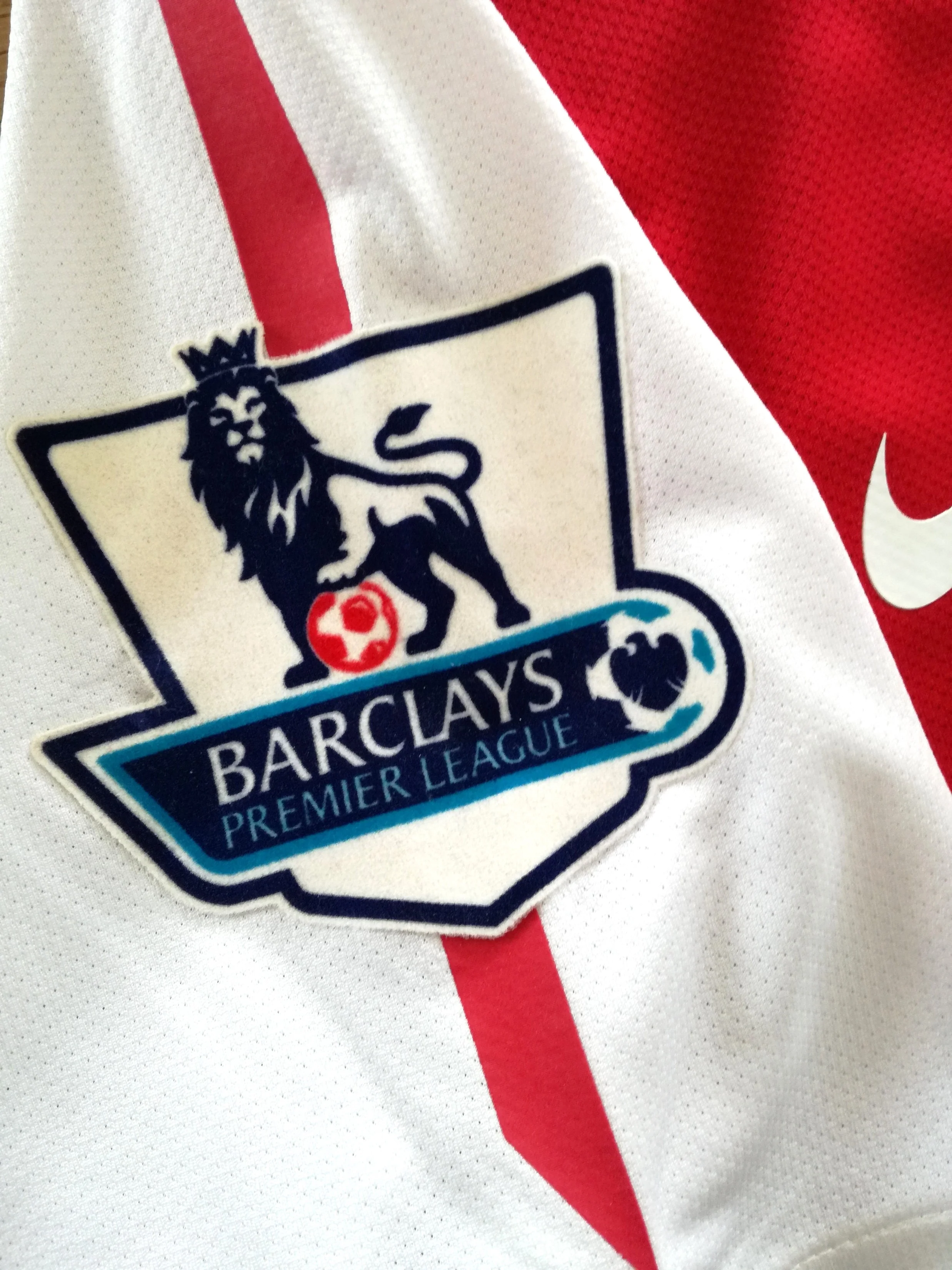2011/12 Arsenal Home Premier League Player Issue Football Shirt Henry #12 (L) - Image 14