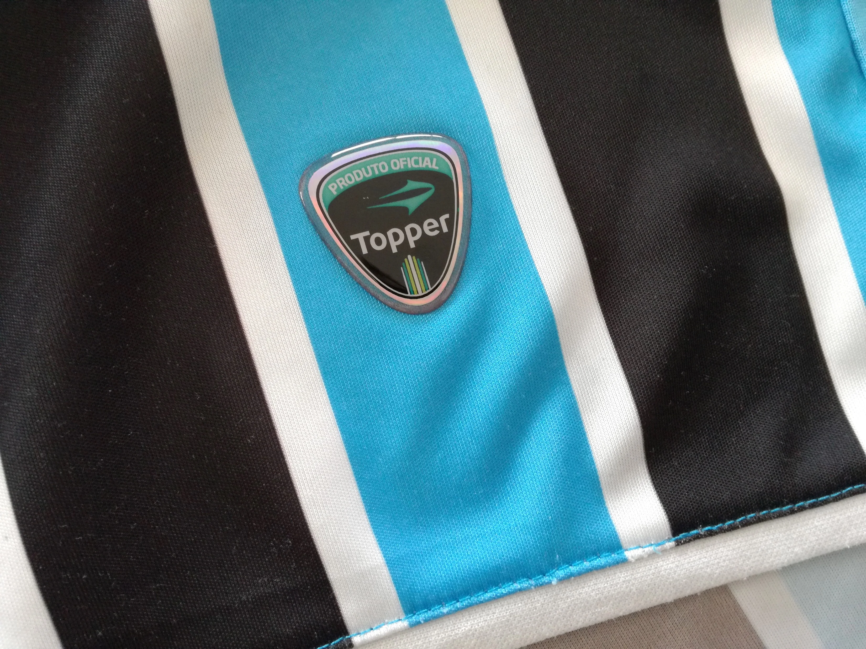 2011 Grêmio Home Football Shirt. #10 (M) - Image 7