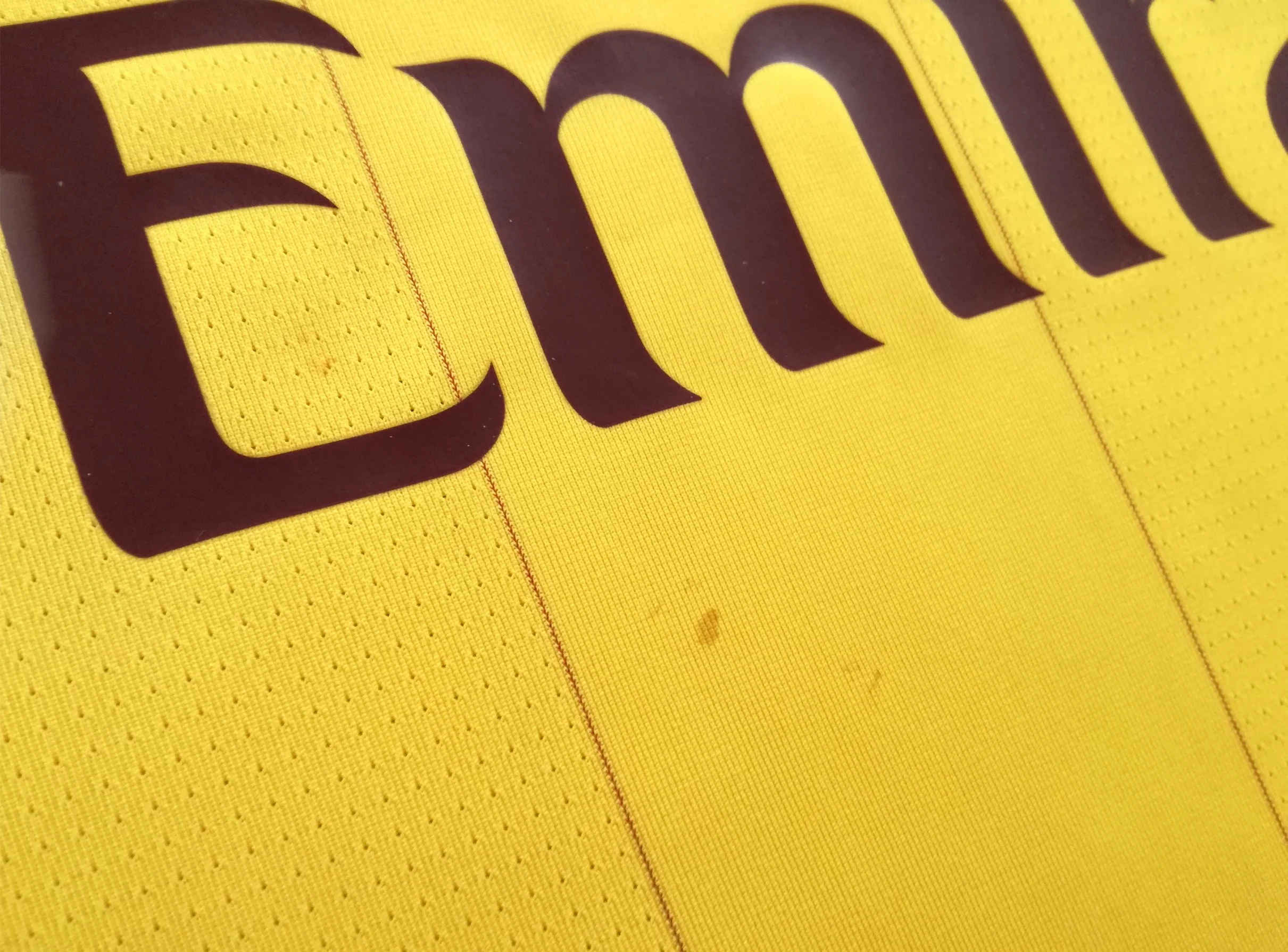 2010/11 Arsenal 3rd Football Shirt (XL) - Image 3