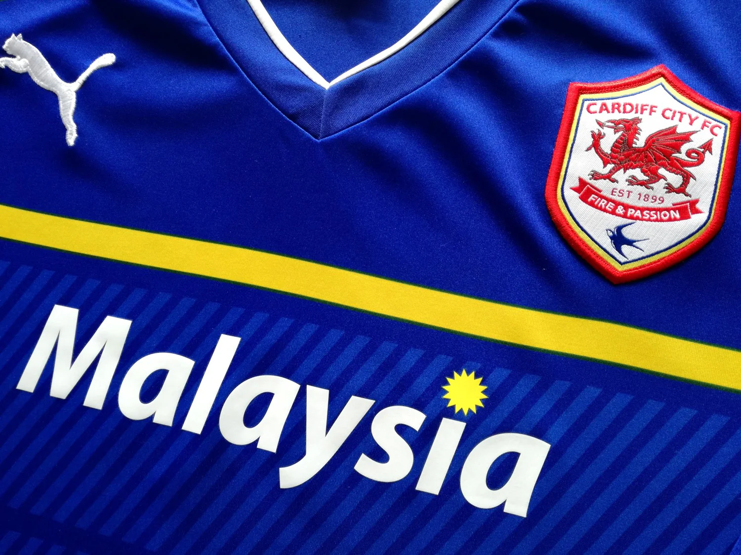 2012/13 Cardiff City Away Football Shirt (XXL) - Image 3