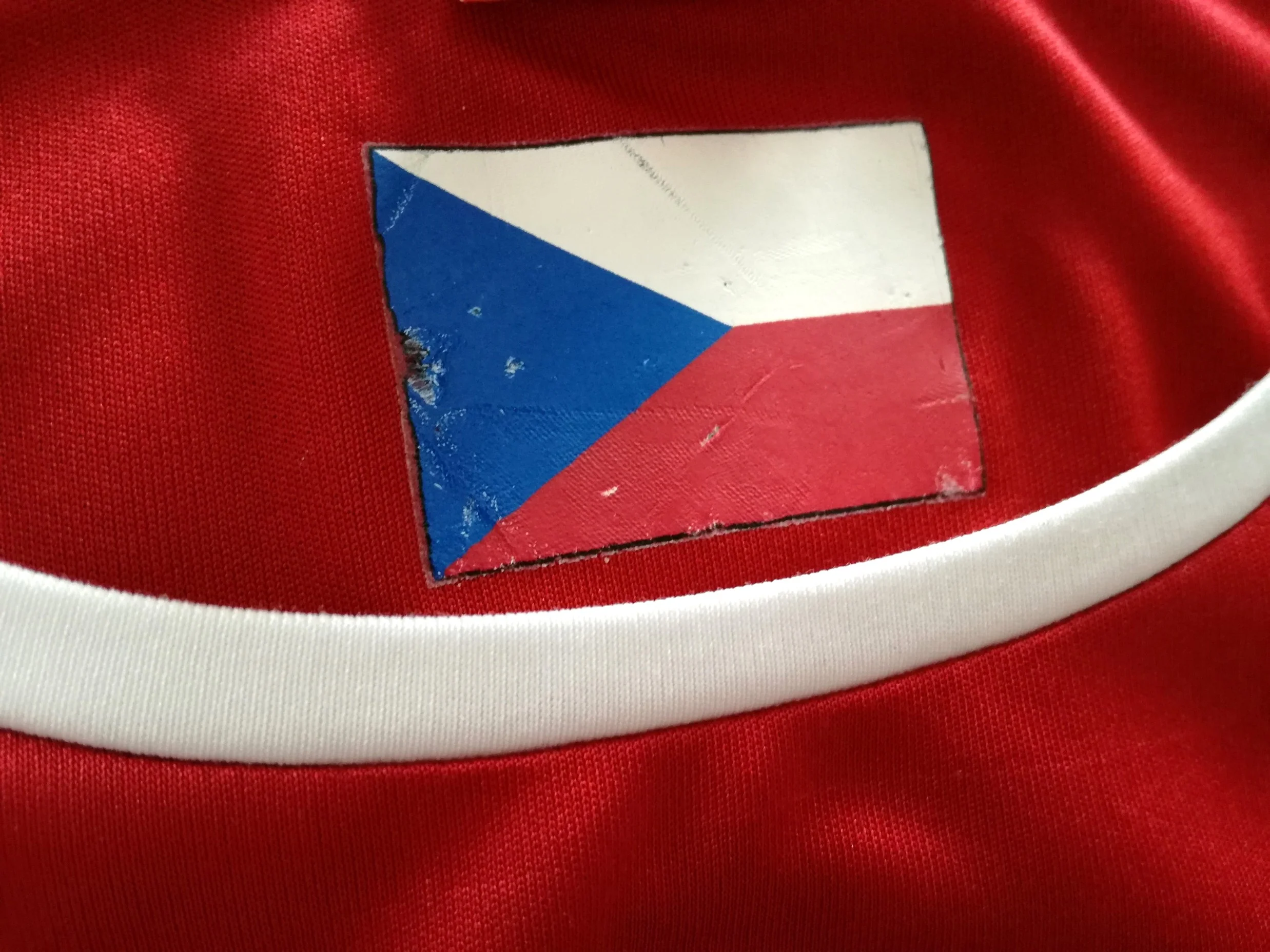2012/13 Czech Republic Home Football Shirt (XL) - Image 3