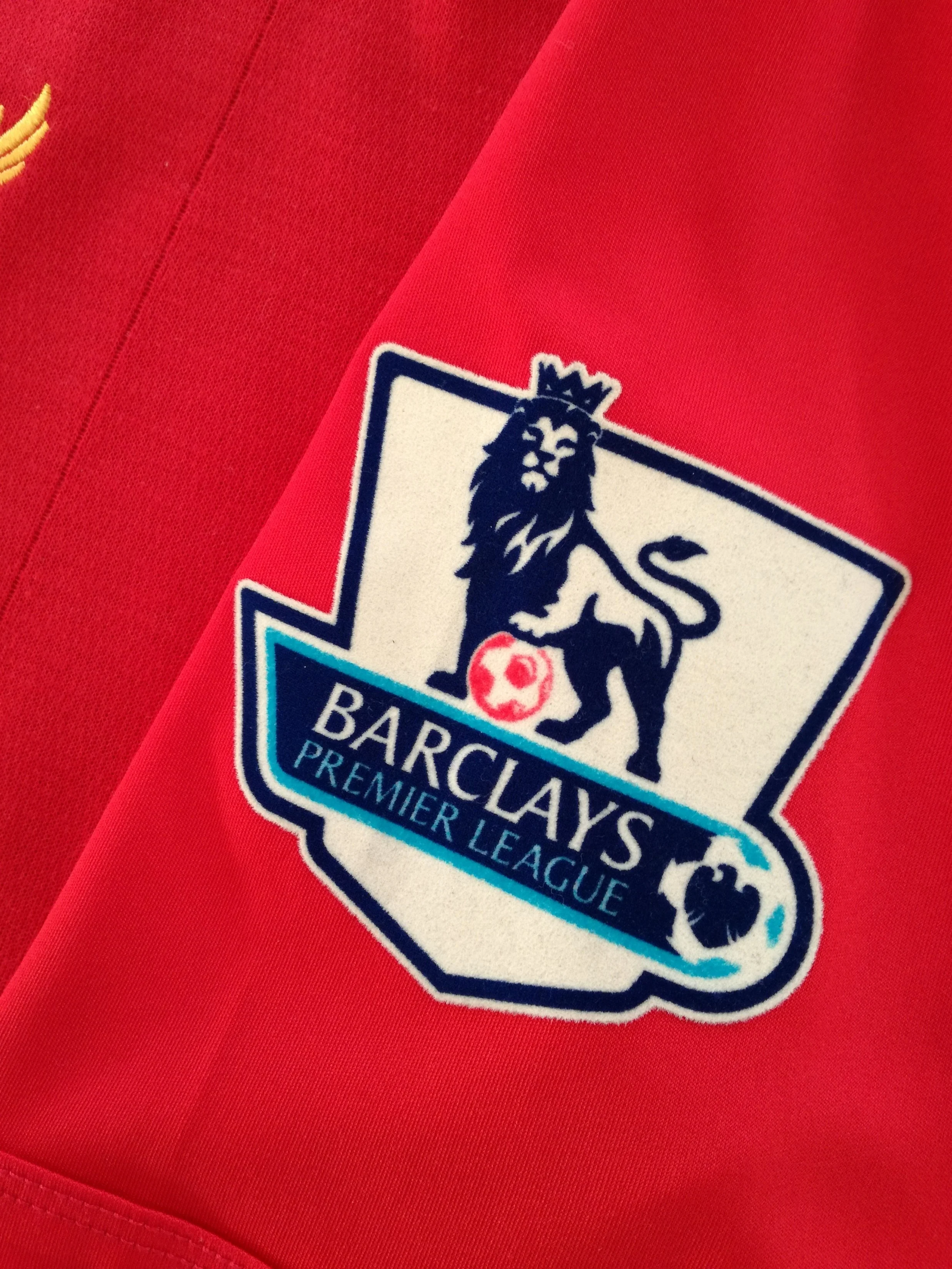 2012/13 Liverpool Home Premier League Football Shirt Johnson #2 (L) - Image 4