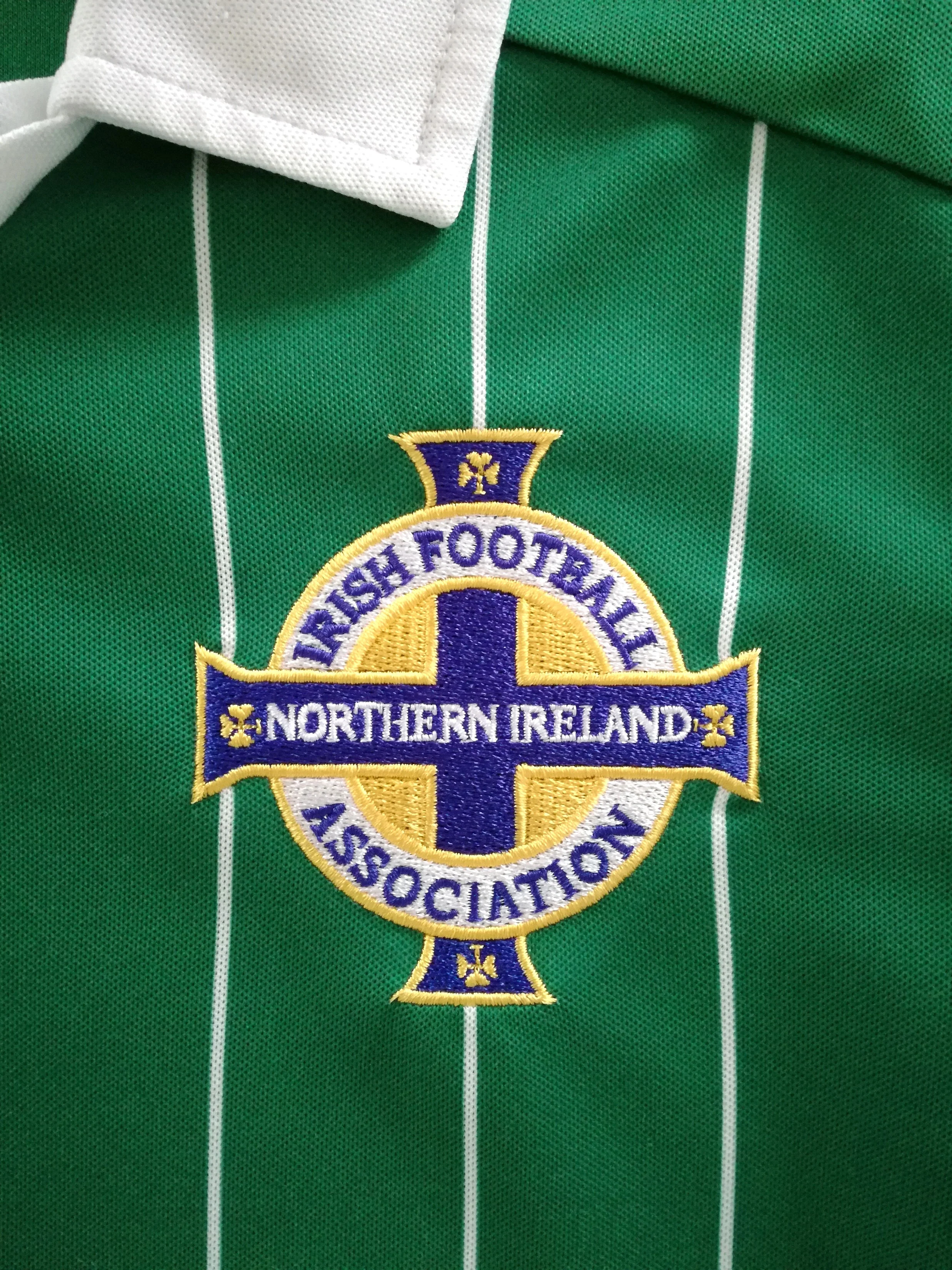 2012/13 Northern Ireland Home Football Shirt. (S) - Image 3