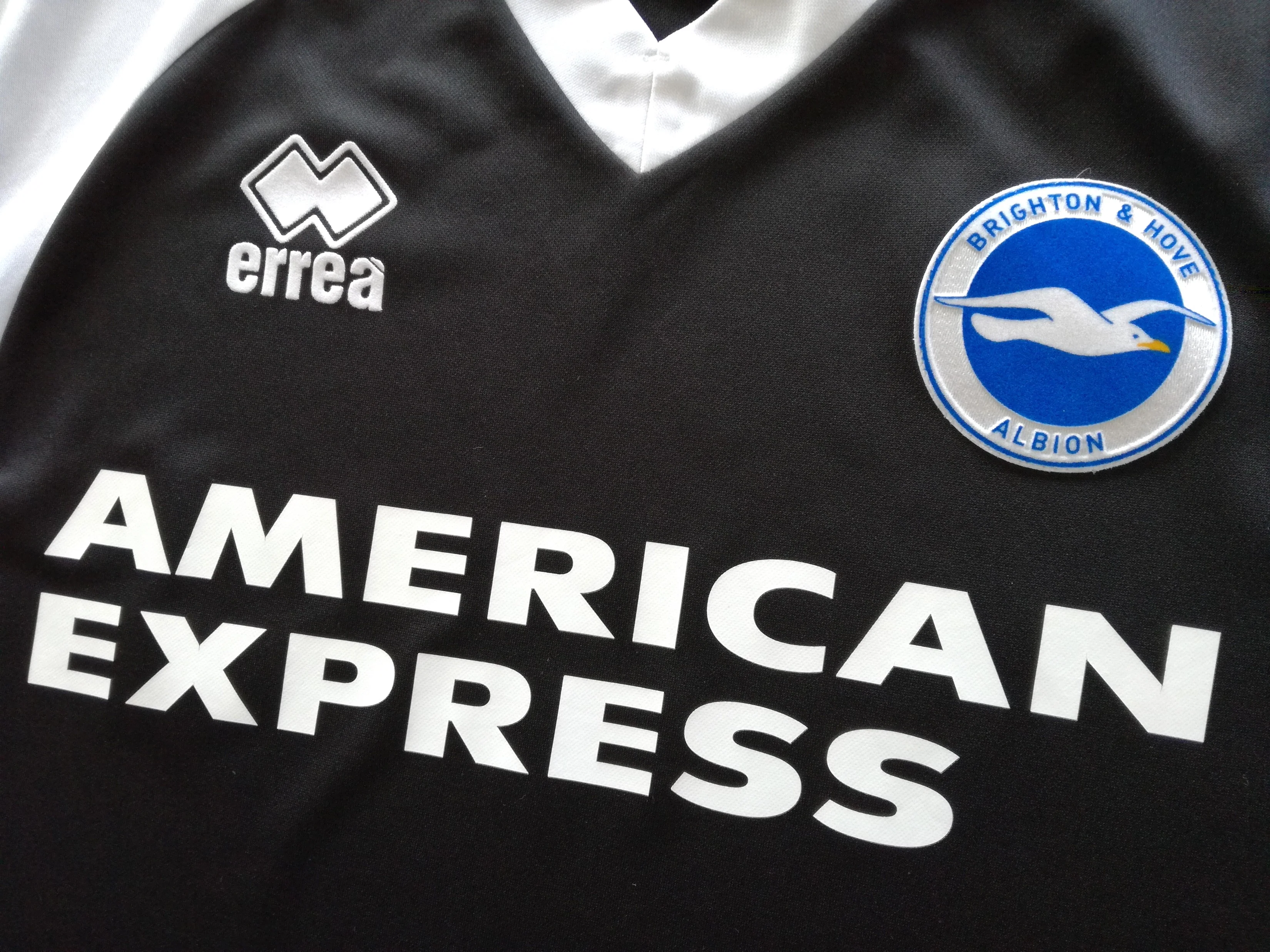 2013/14 Brighton & Hove Albion Football Training Shirt (M) - Image 3
