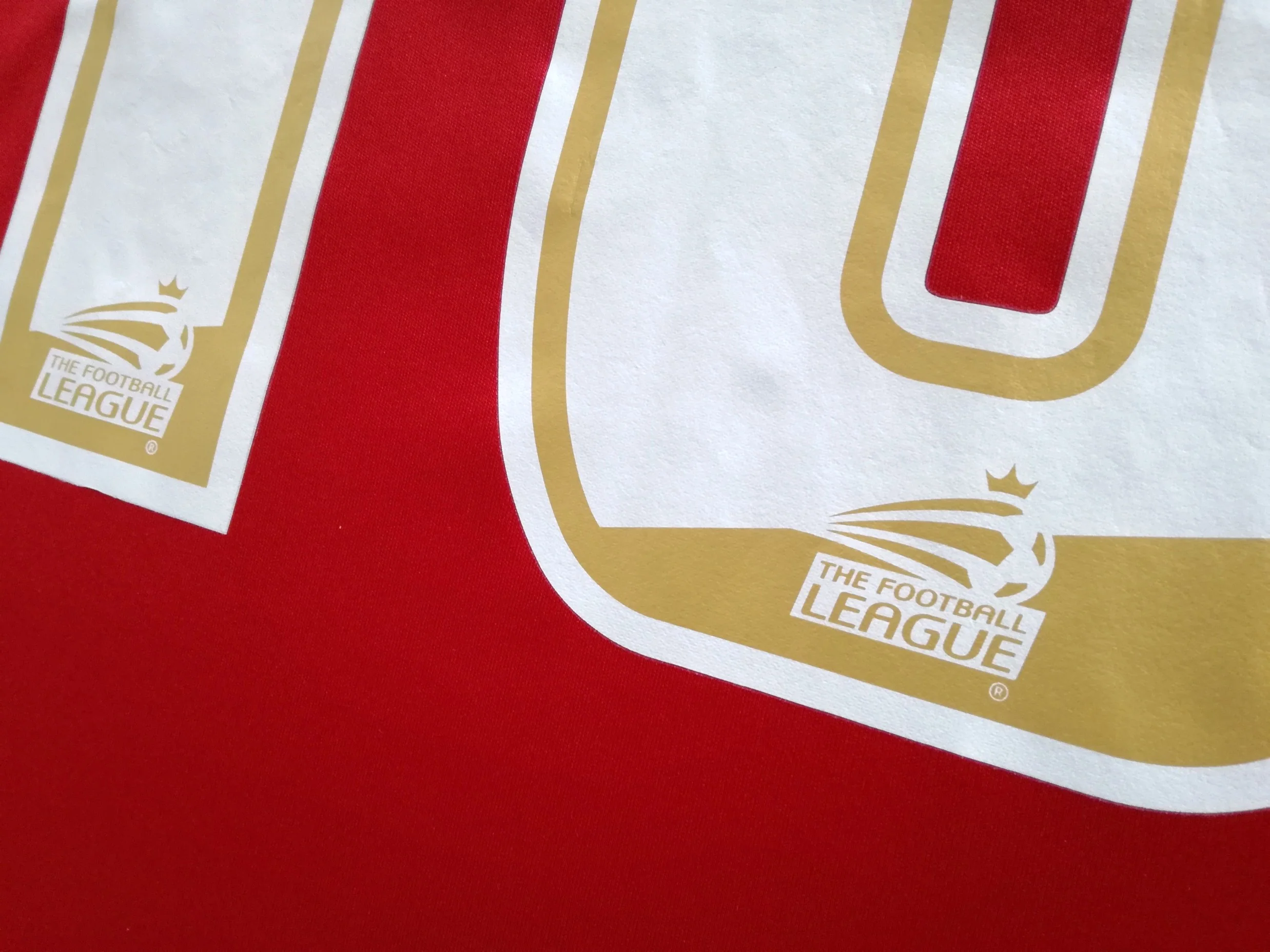 2013/14 Bristol City Home Football League Shirt Cunningham #16 (L) - Image 8
