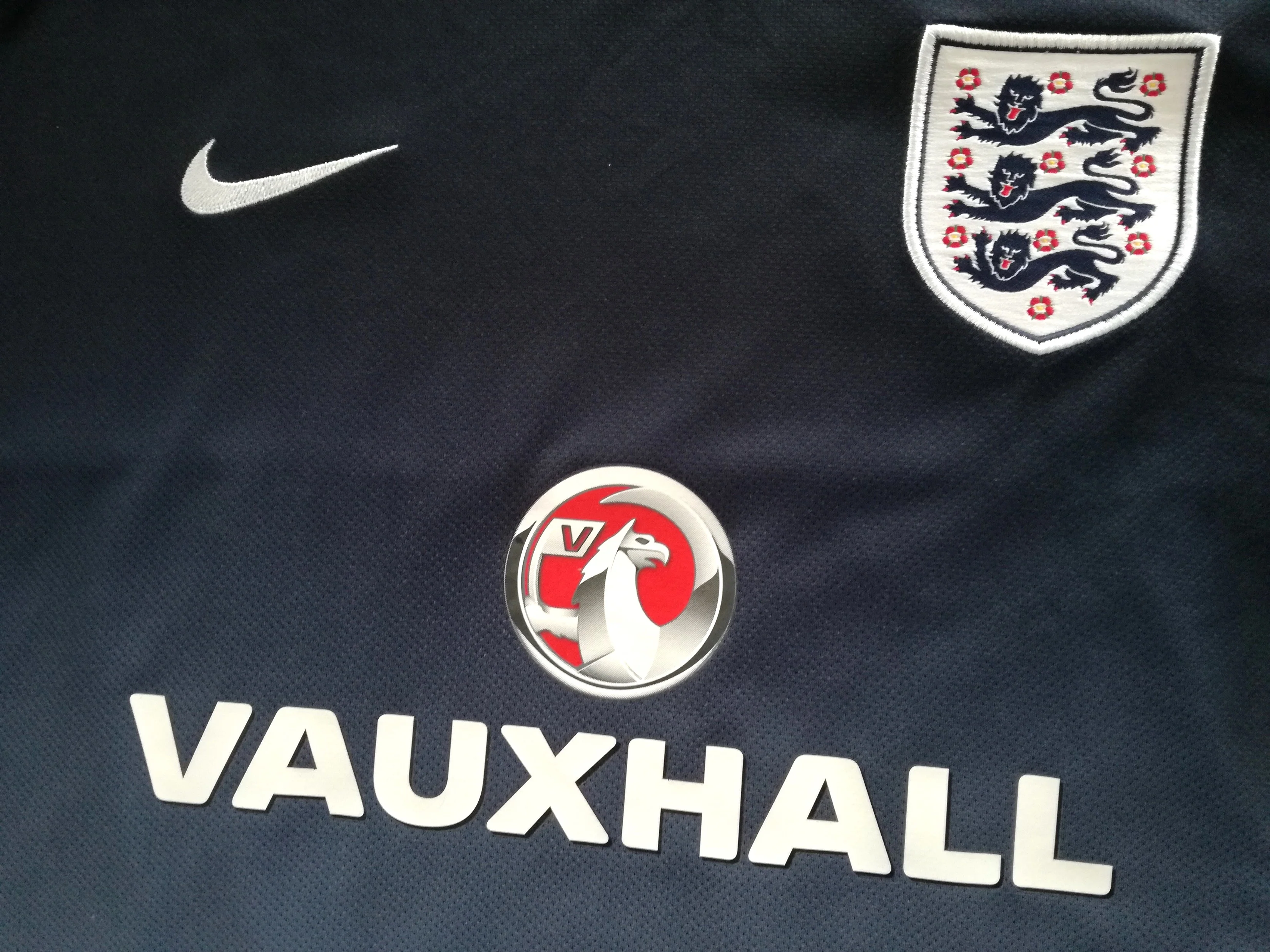 2013/14 England Player Issue Training Shirt (L) - Image 2