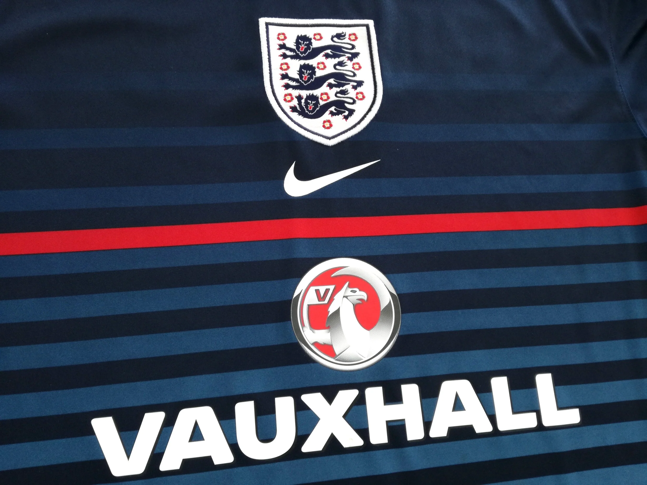 2013/14 England Pre-Match Shirt (M) - Image 3