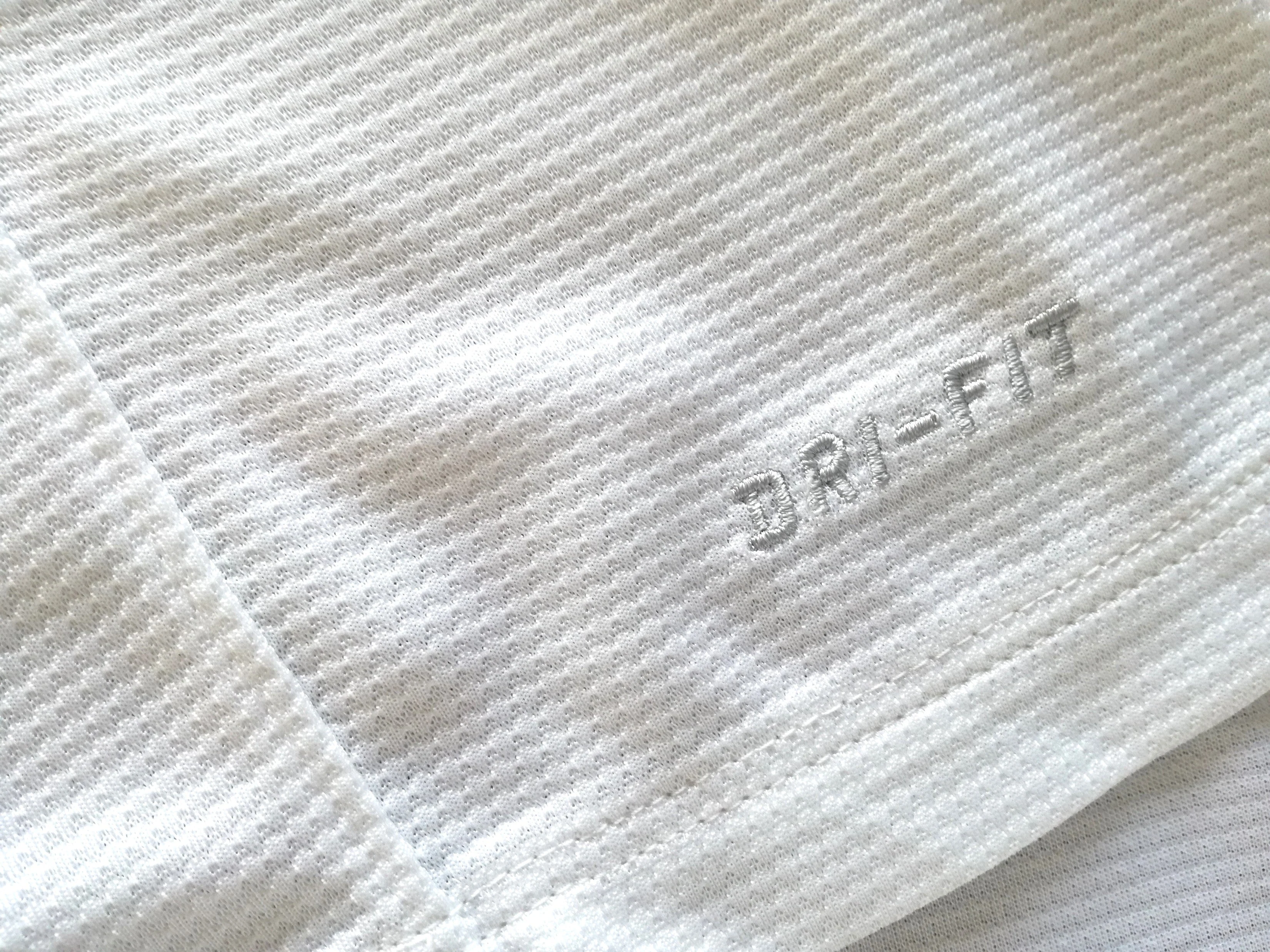 2013/14 Internazionale Away Serie A Football Shirt Kovačić #10 (S) - Image 7