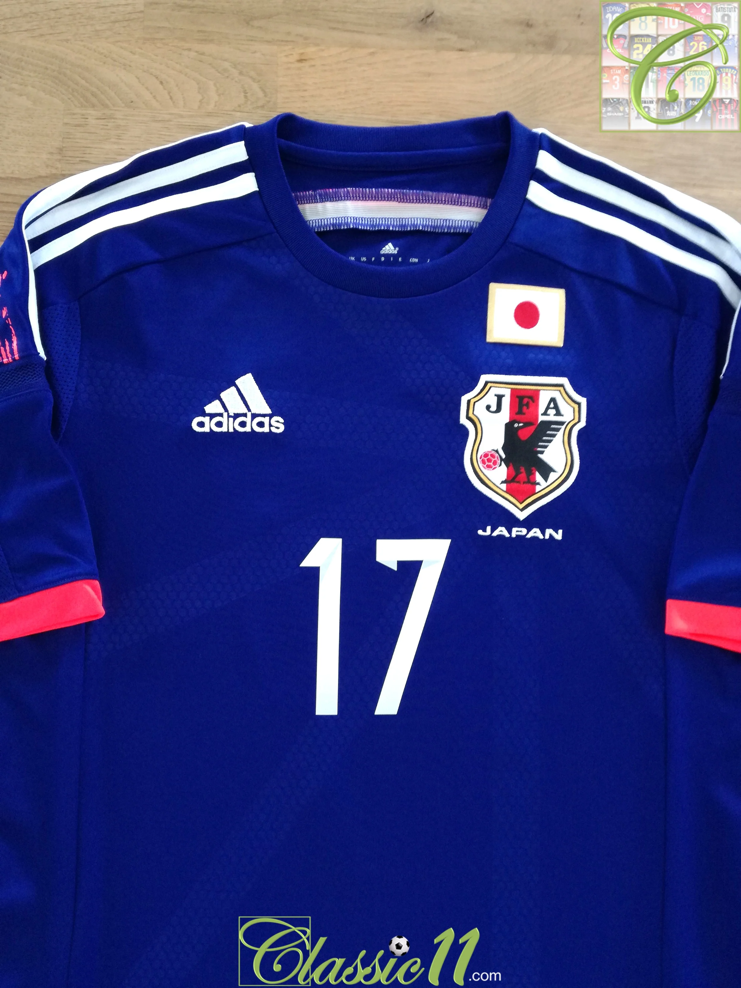 2013/14 Japan Home Football Shirt Hasebe #17 (S) - Image 2