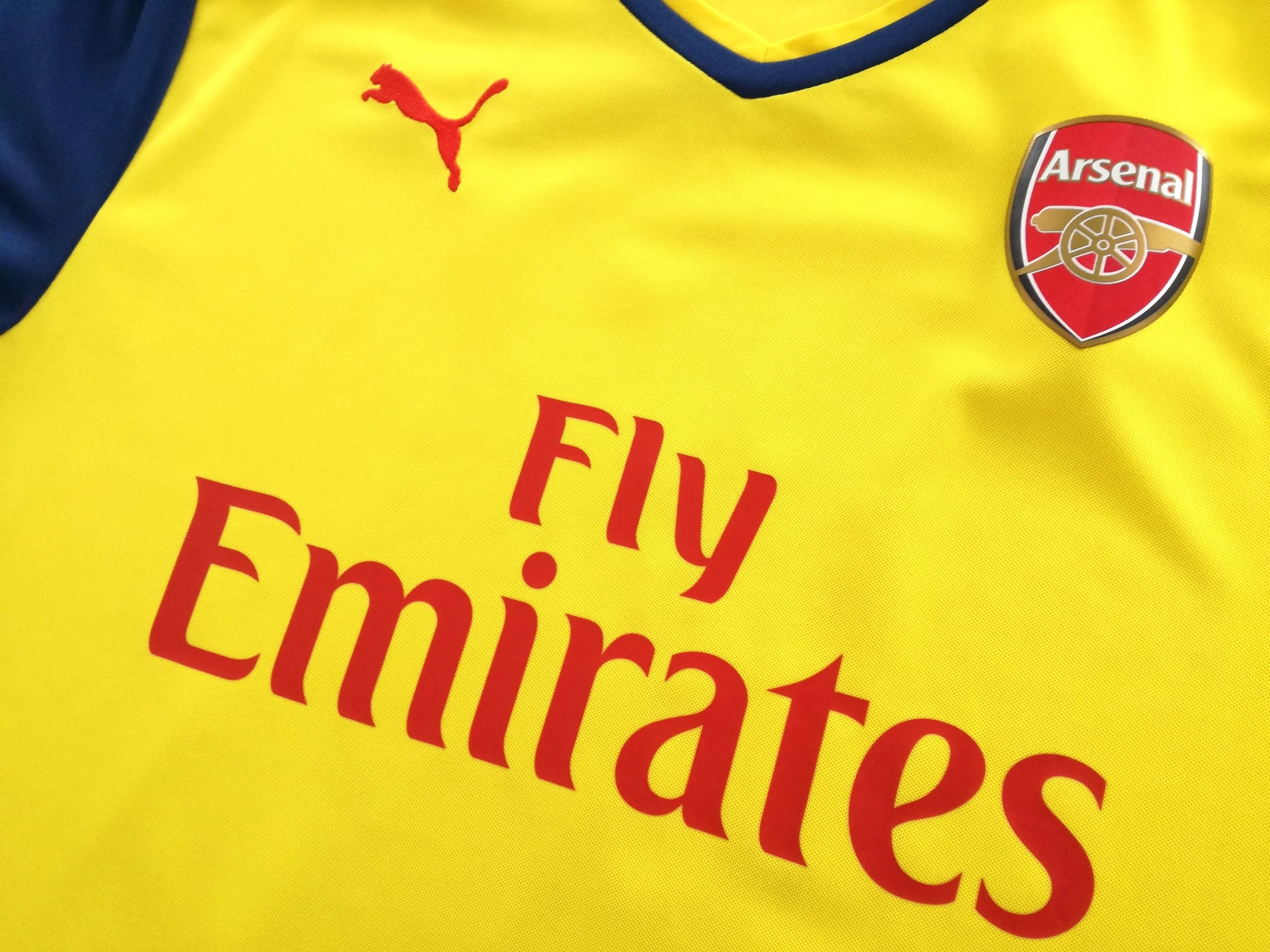 2014/15 Arsenal Away Football Shirt (S) - Image 3